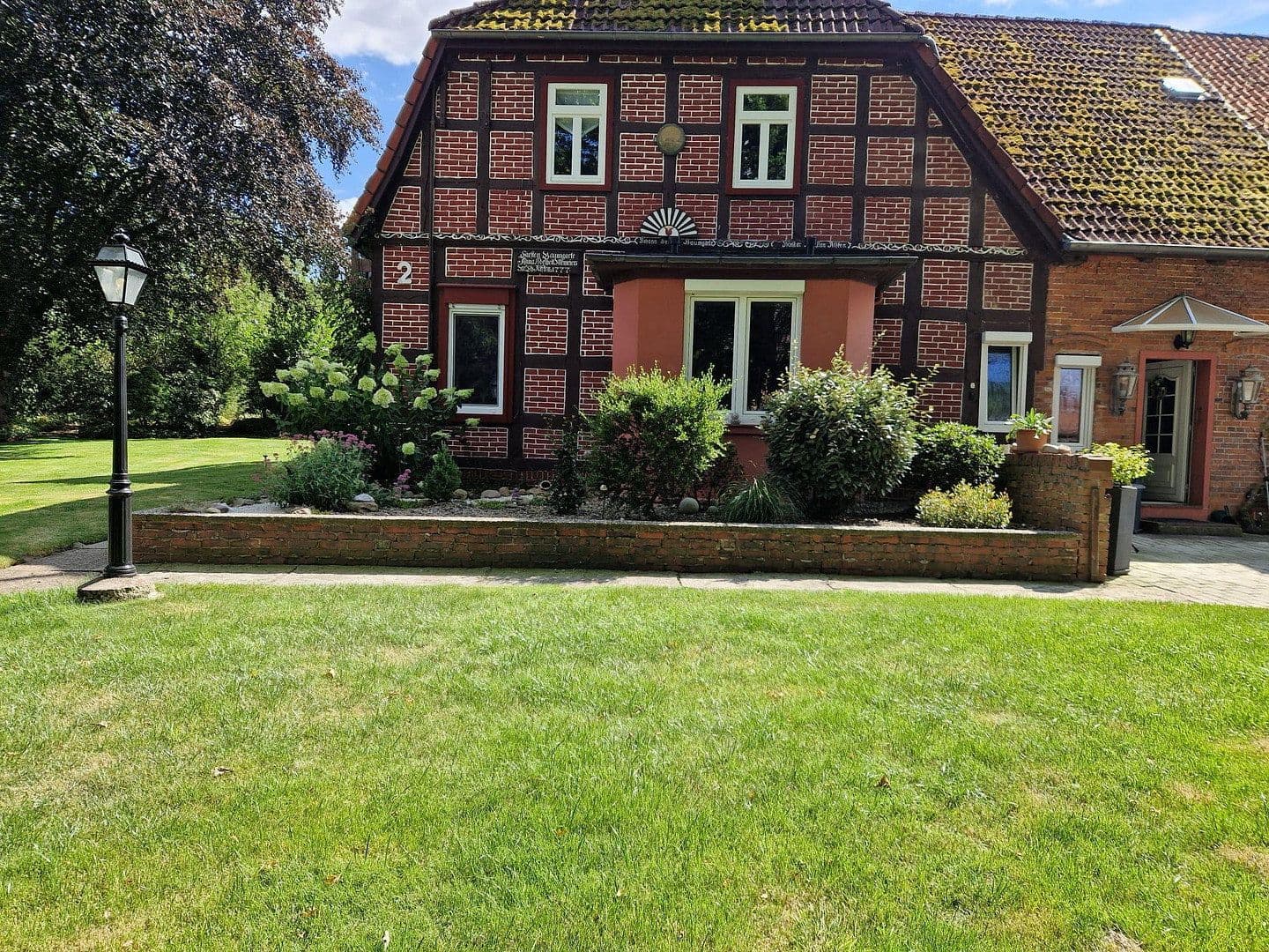 Predaj domu 290 m², pozemok 4.718 m², Gehlbergen 2, Bruchhausen-Vilsen, Dolné Sasko Predaj domu 290 m², pozemok 4.718 m², Gehlbergen 2, Bruchhausen-Vilsen, Dolné Sasko