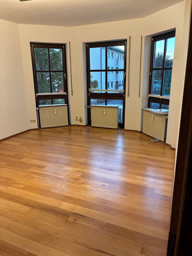 Prenájom bytu 2-izbový 47 m², Am Sulzbogen, Fürstenfeldbruck, Bavorsko Prenájom bytu 2-izbový 47 m², Am Sulzbogen, Fürstenfeldbruck, Bavorsko