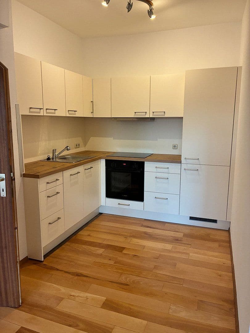 Prenájom bytu 2-izbový 47 m², Am Sulzbogen, Fürstenfeldbruck, Bavorsko Prenájom bytu 2-izbový 47 m², Am Sulzbogen, Fürstenfeldbruck, Bavorsko