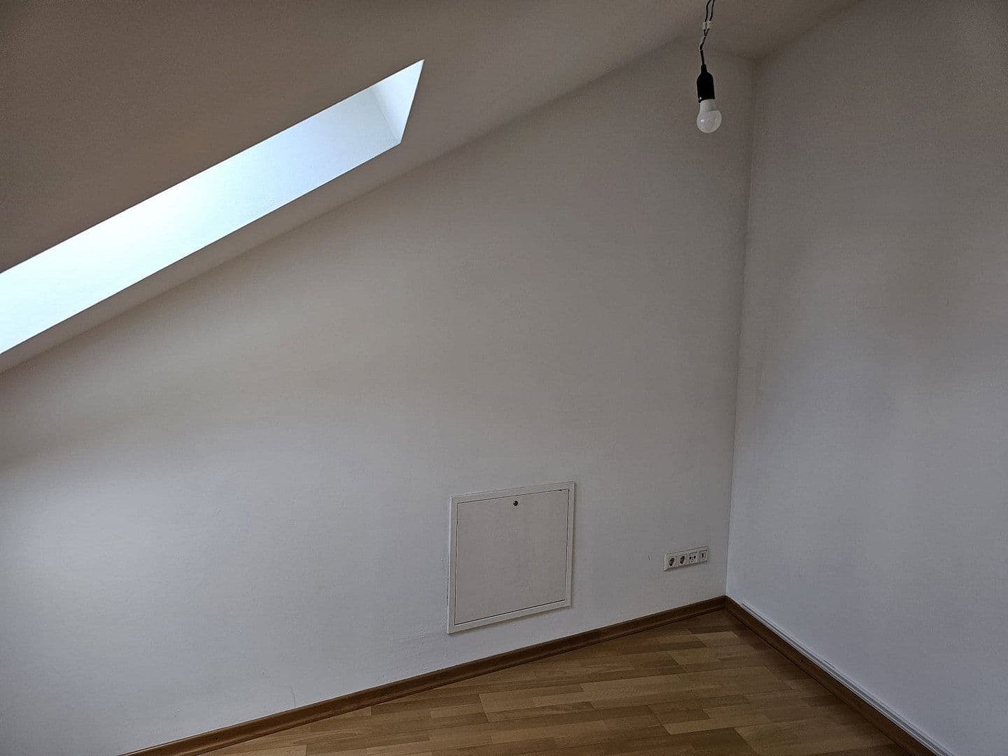 Predaj bytu 4-izbový 150 m², Mannheim, Bádensko-Wurttembersko Predaj bytu 4-izbový 150 m², Mannheim, Bádensko-Wurttembersko