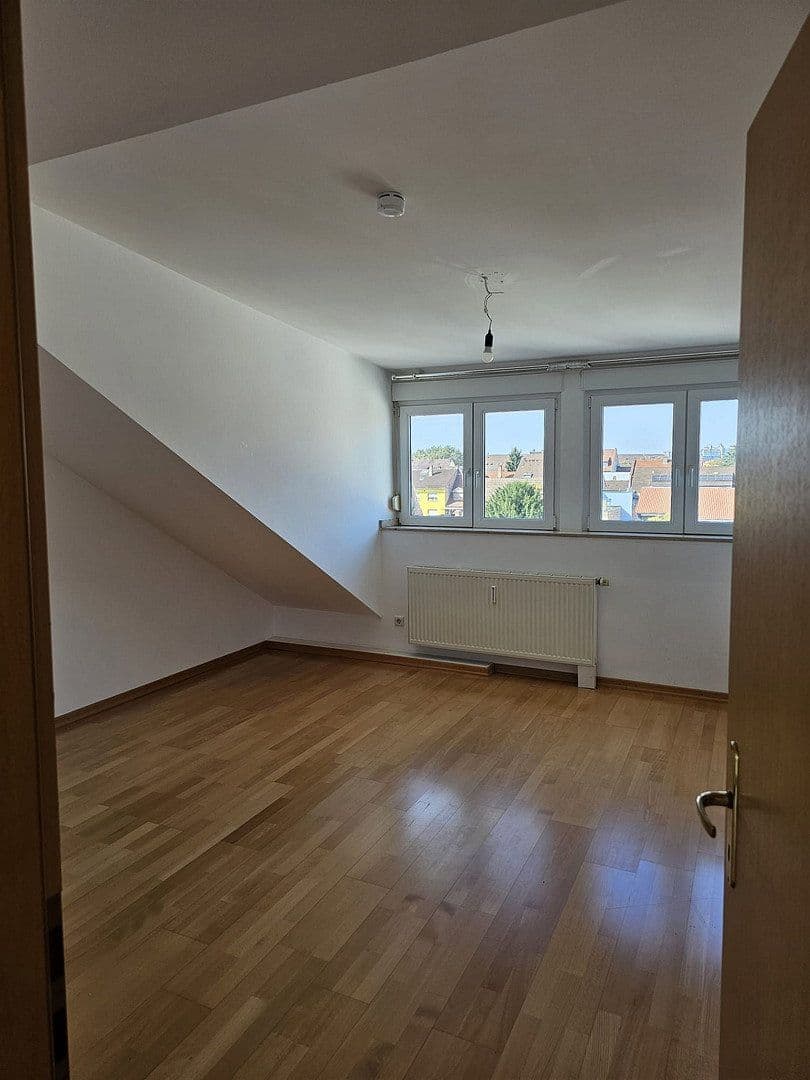 Predaj bytu 4-izbový 150 m², Mannheim, Bádensko-Wurttembersko Predaj bytu 4-izbový 150 m², Mannheim, Bádensko-Wurttembersko
