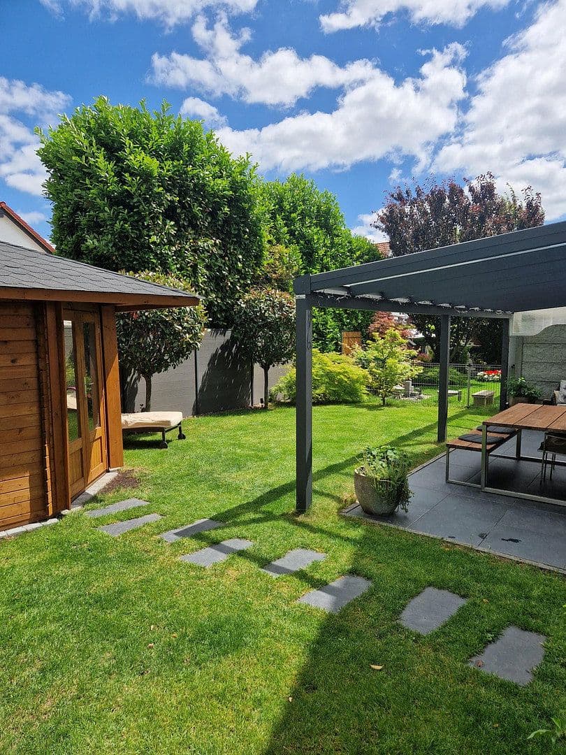 Predaj domu 129 m², pozemok 200 m², Wickererstraße 59i, Flörsheim, Hesensko Predaj domu 129 m², pozemok 200 m², Wickererstraße 59i, Flörsheim, Hesensko