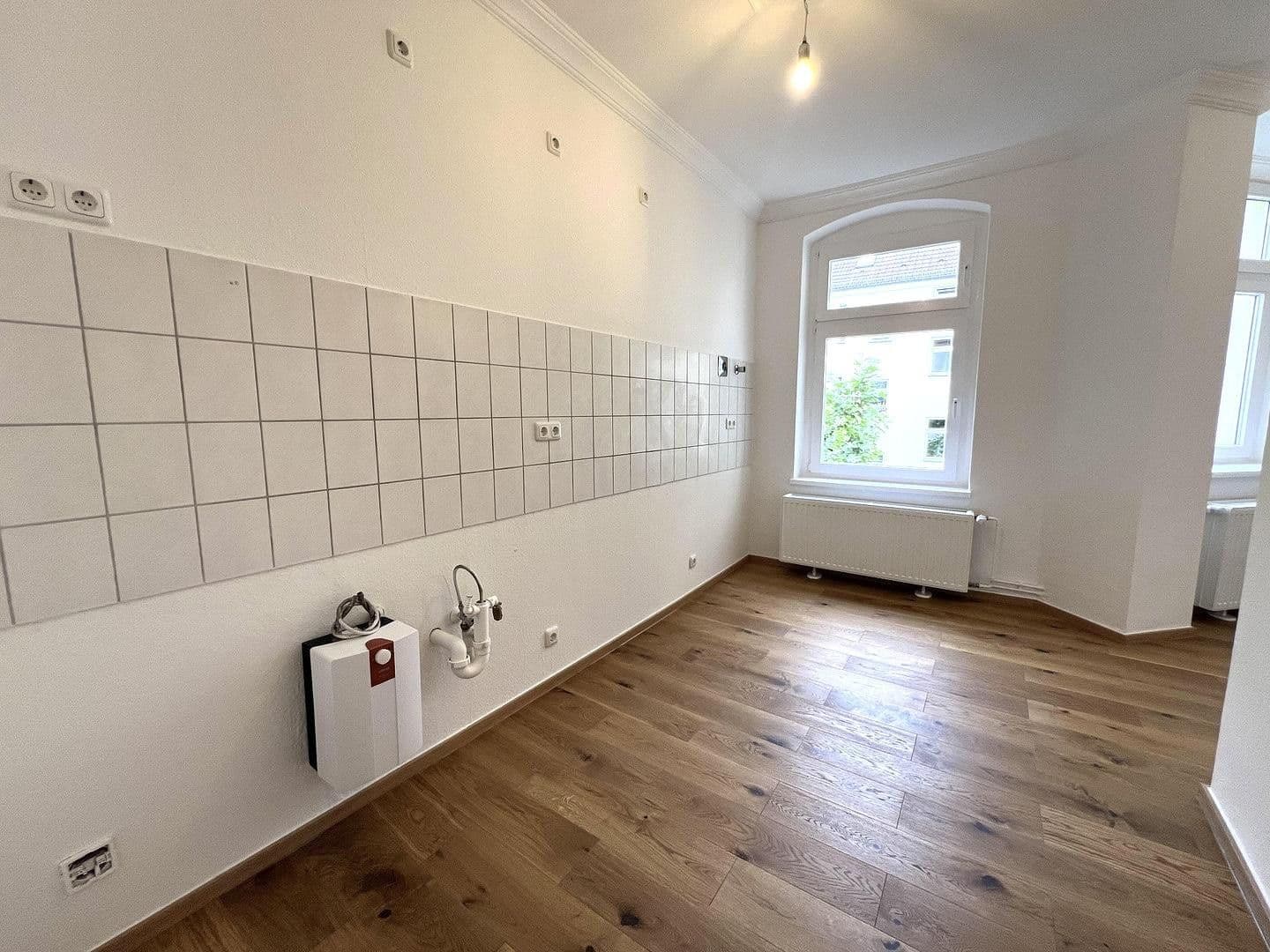 Predaj bytu 3-izbový 92 m², Berlin, Berlín Predaj bytu 3-izbový 92 m², Berlin, Berlín