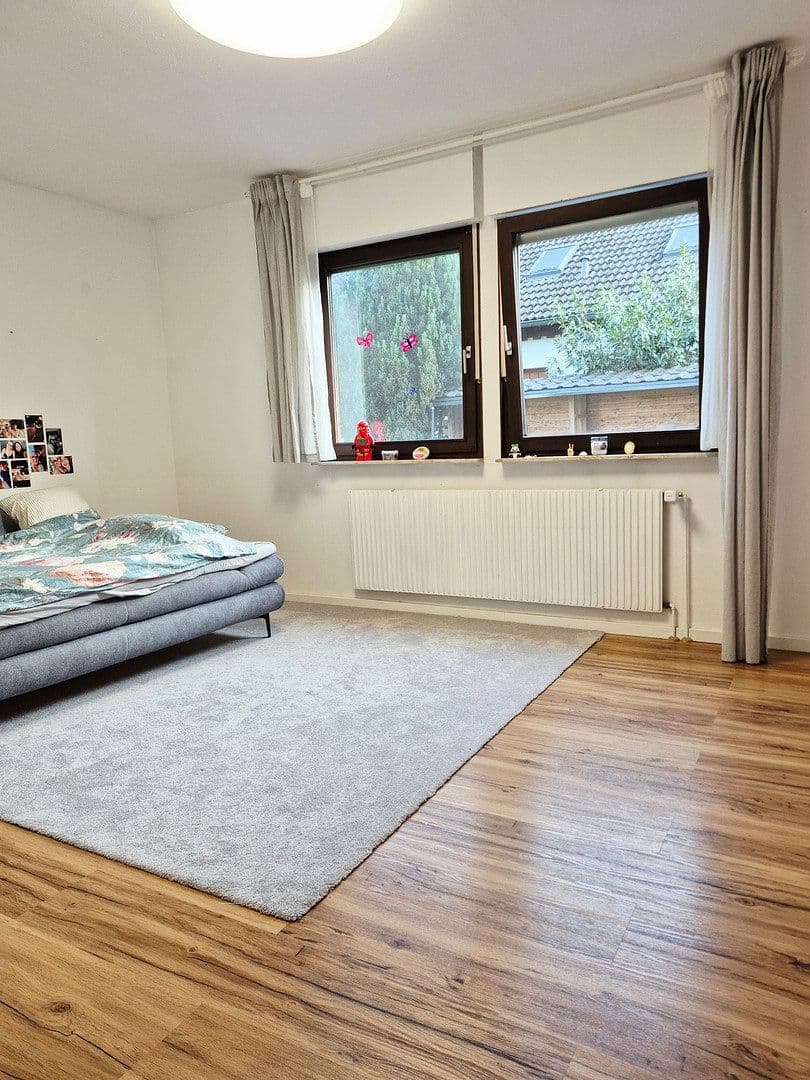 Predaj domu 120 m², pozemok 590 m², Königsbrunn, Bavorsko Predaj domu 120 m², pozemok 590 m², Königsbrunn, Bavorsko