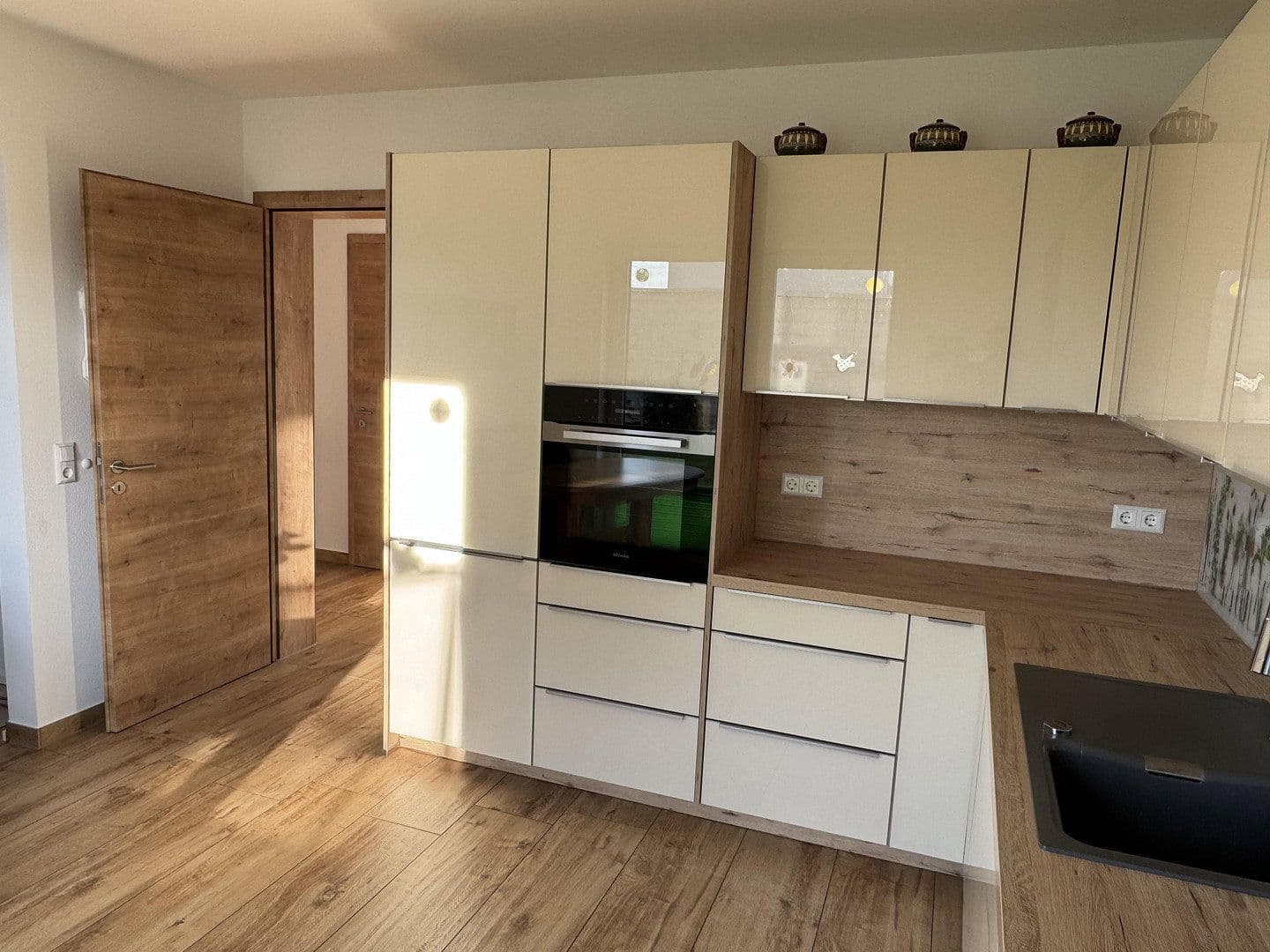 Predaj domu 227 m², pozemok 639 m², Laupheim, Bádensko-Wurttembersko Predaj domu 227 m², pozemok 639 m², Laupheim, Bádensko-Wurttembersko