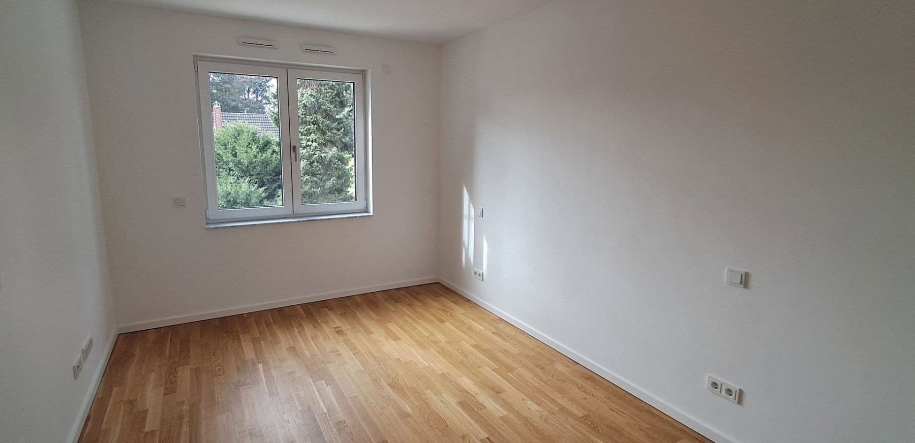 Prenájom bytu 2-izbový 51 m², Locher Str. 21, Solingen, Severné Porýnie - Westfálsko Prenájom bytu 2-izbový 51 m², Locher Str. 21, Solingen, Severné Porýnie - Westfálsko