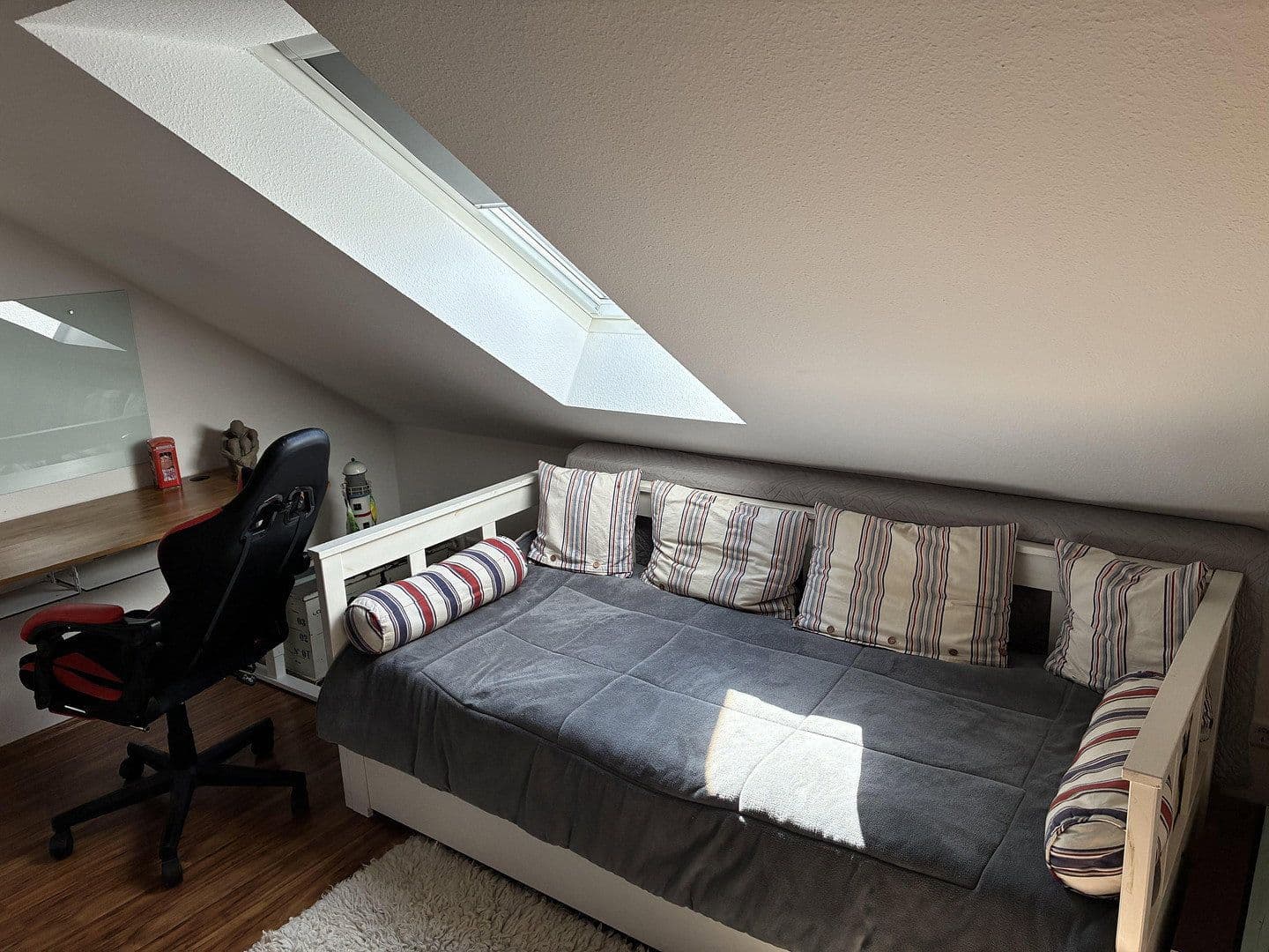 Prenájom bytu 3-izbový 80 m², Maxim-Gorki-Str., Dresden, Sasko Prenájom bytu 3-izbový 80 m², Maxim-Gorki-Str., Dresden, Sasko