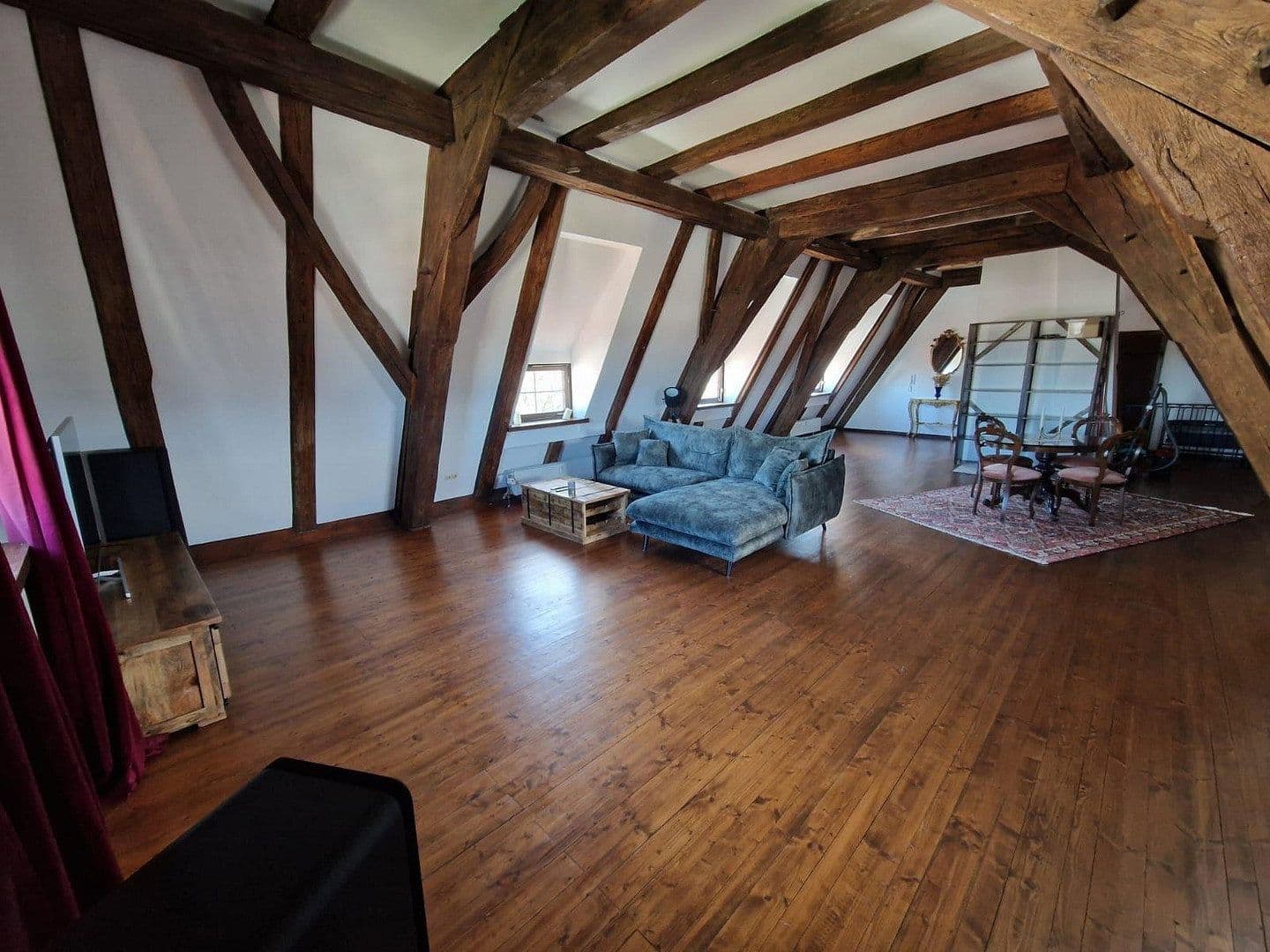 Prenájom bytu 2-izbový 95 m², Schlossberg 16, Riedlingen, Bádensko-Wurttembersko Prenájom bytu 2-izbový 95 m², Schlossberg 16, Riedlingen, Bádensko-Wurttembersko