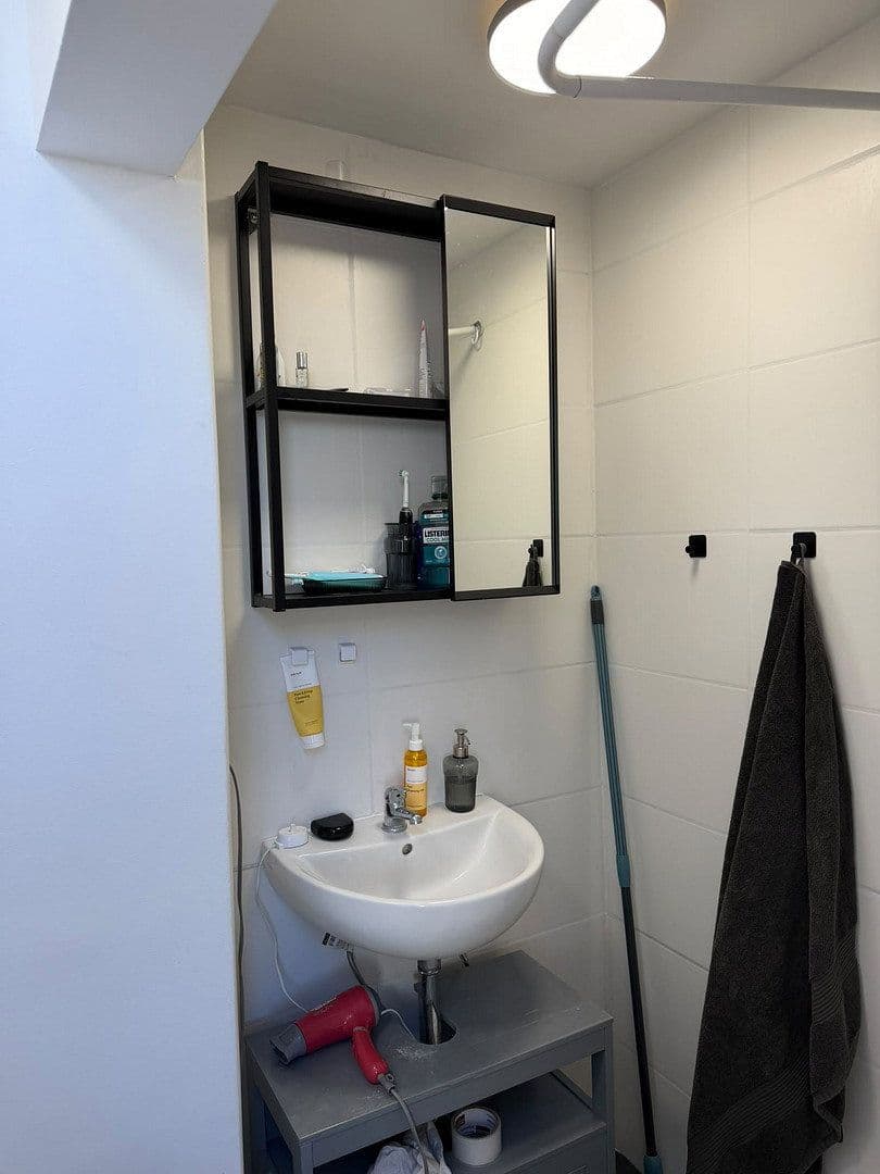 Prenájom bytu 2-izbový 55 m², Rödelheimer Landstr. xx, Frankfurt am Main, Hesensko Prenájom bytu 2-izbový 55 m², Rödelheimer Landstr. xx, Frankfurt am Main, Hesensko