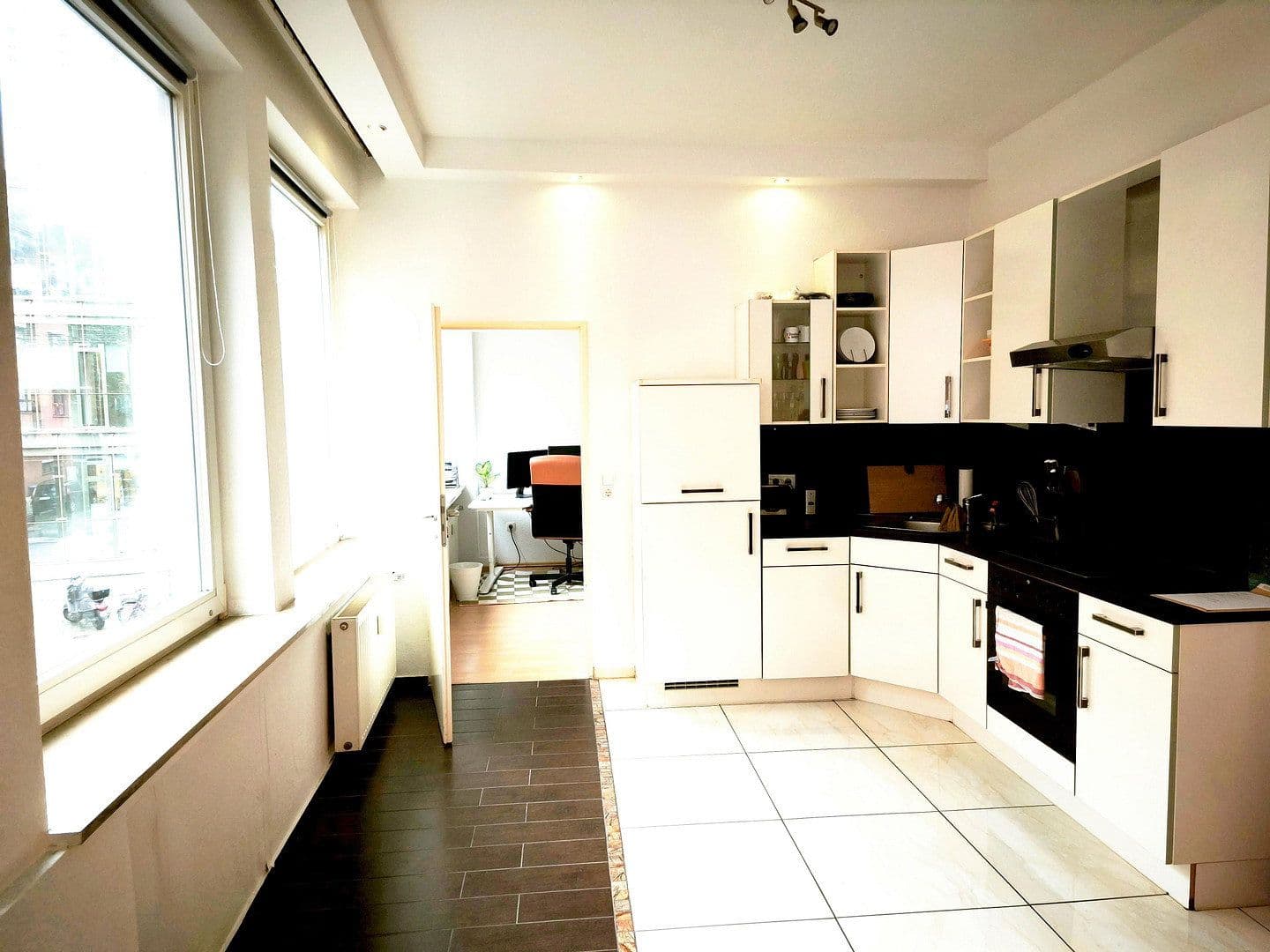 Prenájom bytu 2-izbový 56 m², Faulenstraße 46, Bremen, Brémy Prenájom bytu 2-izbový 56 m², Faulenstraße 46, Bremen, Brémy