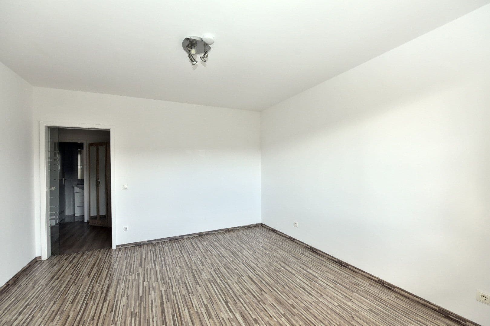 Prenájom bytu 2-izbový 75 m², Pfalzeler-Straße 87B, Trier, Porýnie-Falcko Prenájom bytu 2-izbový 75 m², Pfalzeler-Straße 87B, Trier, Porýnie-Falcko