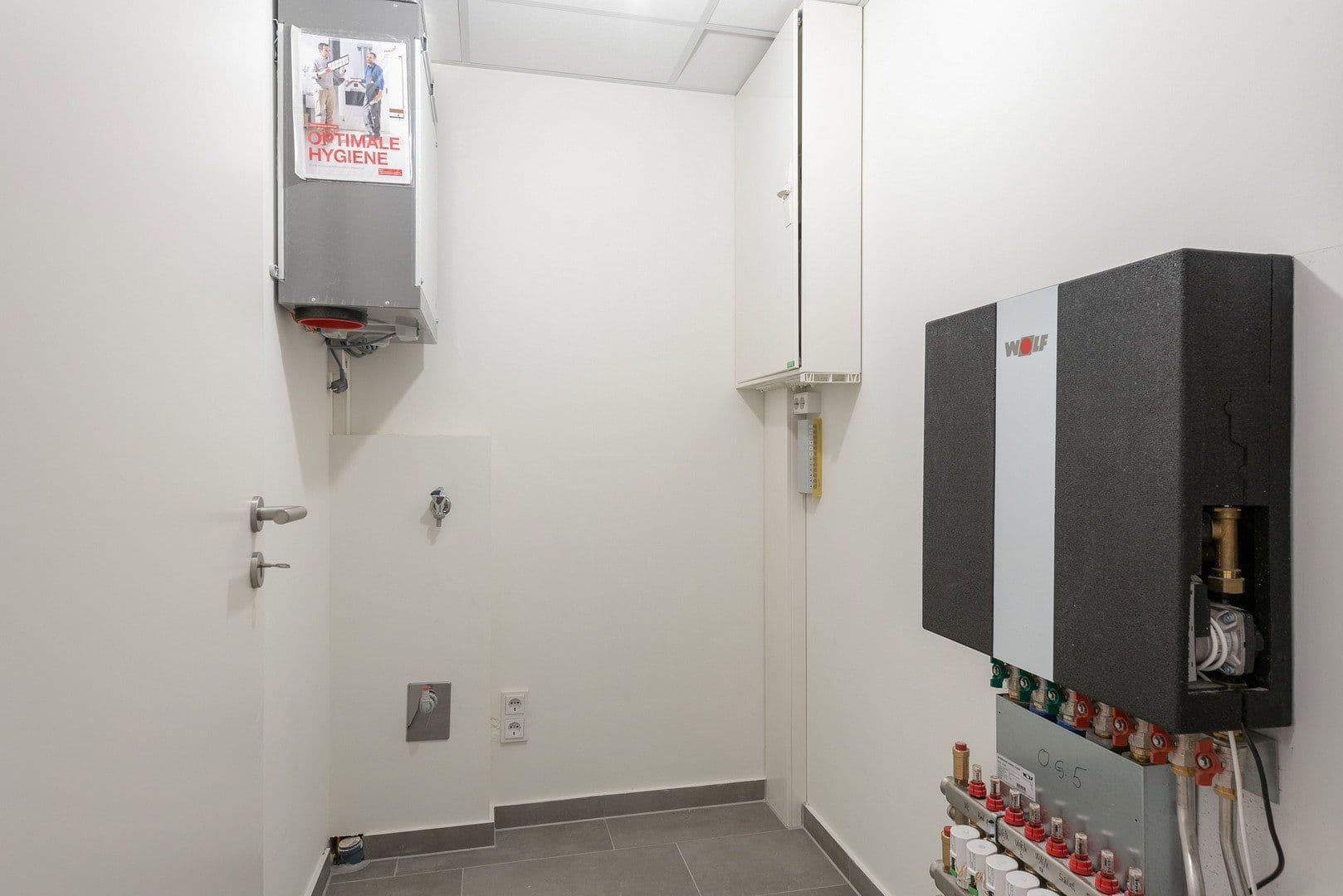 Prenájom bytu 4-izbový 110 m², Heidkampstwiete 8, Halstenbek, Šlezvicko-Holštajnsko Prenájom bytu 4-izbový 110 m², Heidkampstwiete 8, Halstenbek, Šlezvicko-Holštajnsko