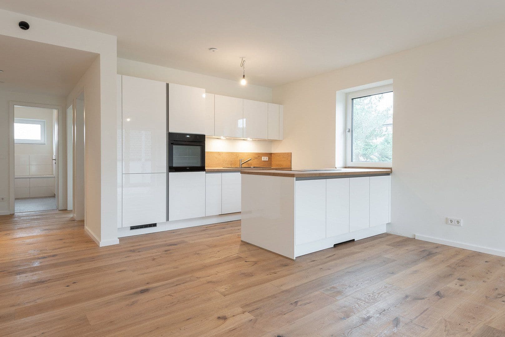 Prenájom bytu 4-izbový 110 m², Heidkampstwiete 8, Halstenbek, Šlezvicko-Holštajnsko Prenájom bytu 4-izbový 110 m², Heidkampstwiete 8, Halstenbek, Šlezvicko-Holštajnsko