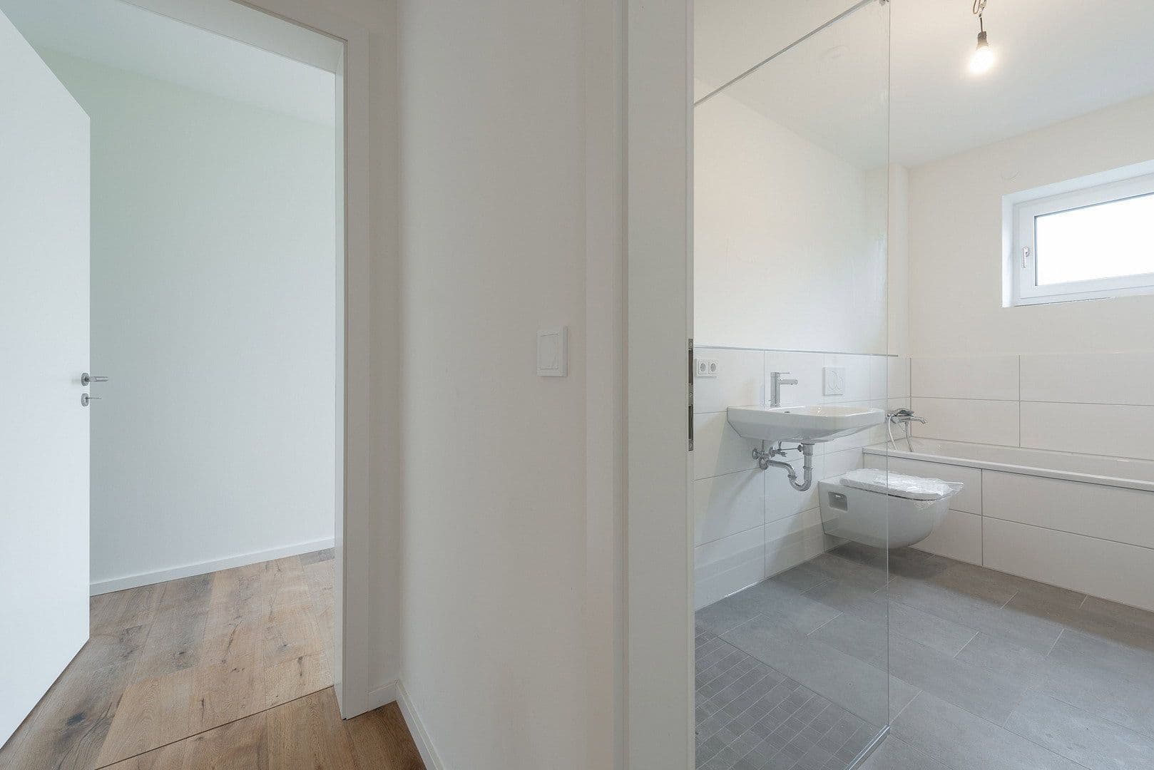 Prenájom bytu 4-izbový 110 m², Heidkampstwiete 8, Halstenbek, Šlezvicko-Holštajnsko Prenájom bytu 4-izbový 110 m², Heidkampstwiete 8, Halstenbek, Šlezvicko-Holštajnsko