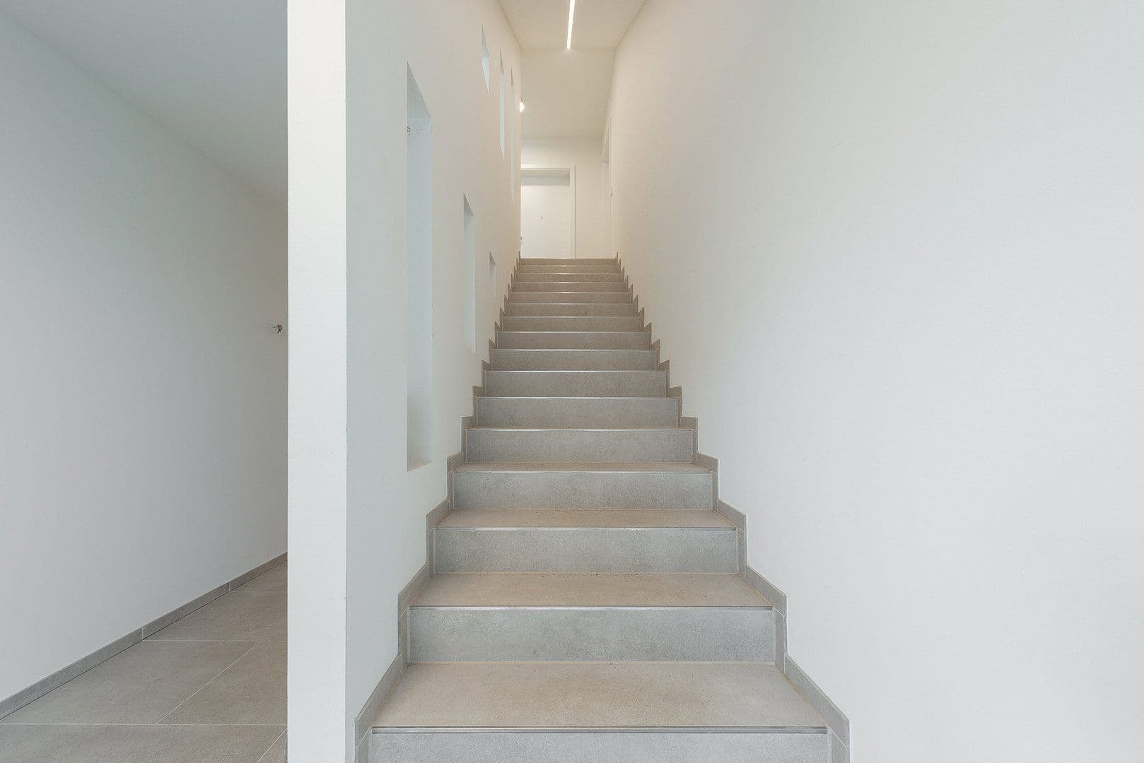 Prenájom bytu 4-izbový 110 m², Heidkampstwiete 8, Halstenbek, Šlezvicko-Holštajnsko Prenájom bytu 4-izbový 110 m², Heidkampstwiete 8, Halstenbek, Šlezvicko-Holštajnsko