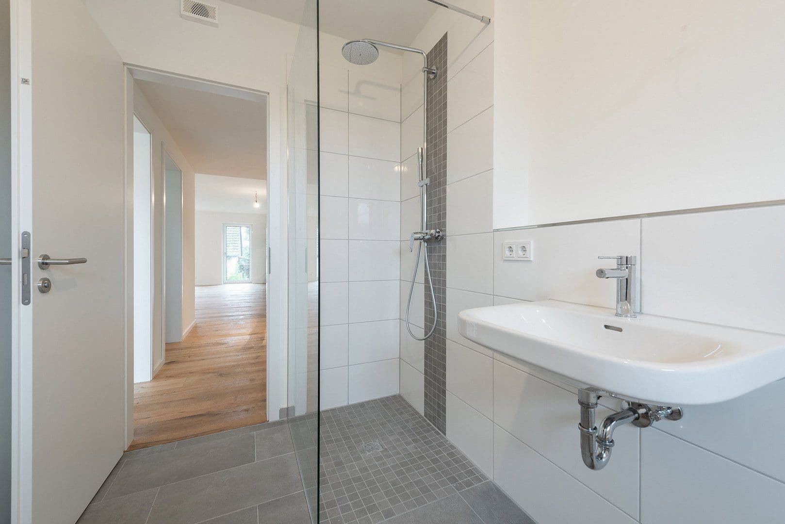 Prenájom bytu 4-izbový 110 m², Heidkampstwiete 8, Halstenbek, Šlezvicko-Holštajnsko Prenájom bytu 4-izbový 110 m², Heidkampstwiete 8, Halstenbek, Šlezvicko-Holštajnsko