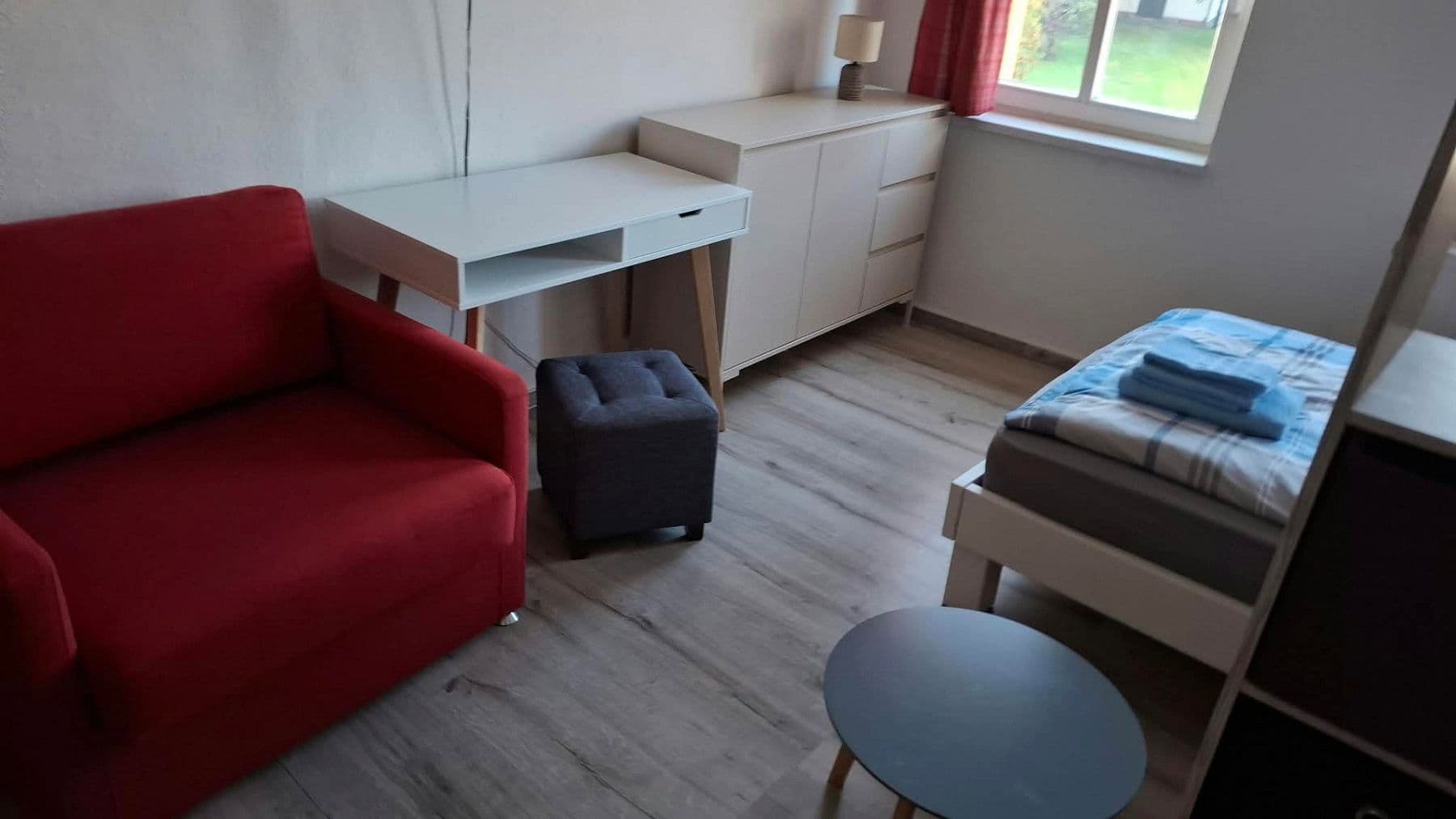 Prenájom bytu 1-izbový 25 m², Rudolstädter Str. 114, Erfurt, Durínsko Prenájom bytu 1-izbový 25 m², Rudolstädter Str. 114, Erfurt, Durínsko