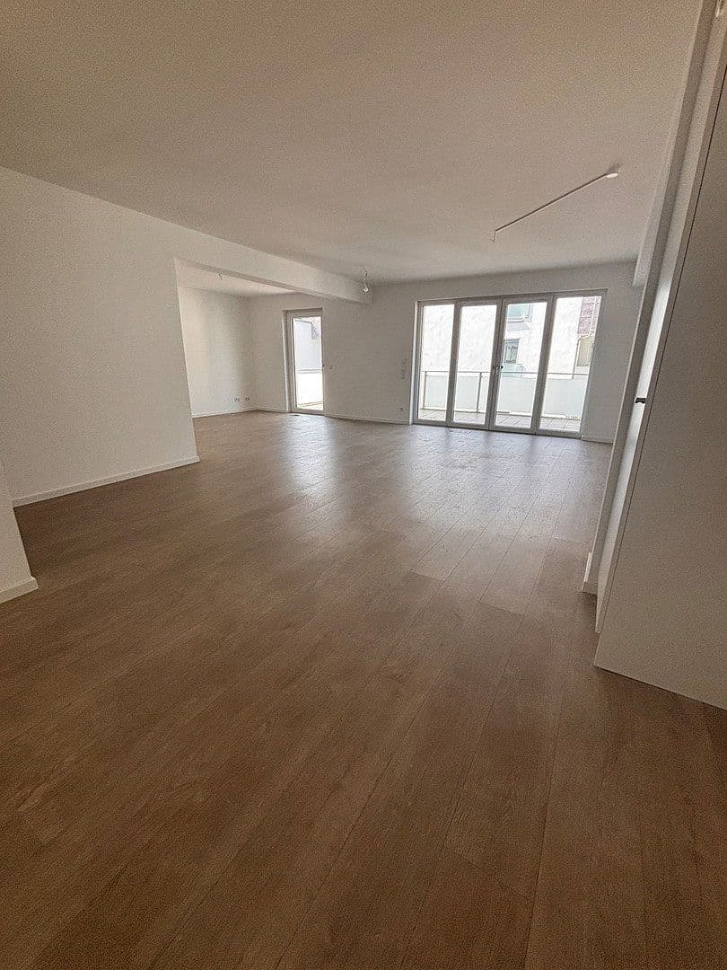 Prenájom bytu 2-izbový 95 m², Paderborn, Severné Porýnie - Westfálsko Prenájom bytu 2-izbový 95 m², Paderborn, Severné Porýnie - Westfálsko