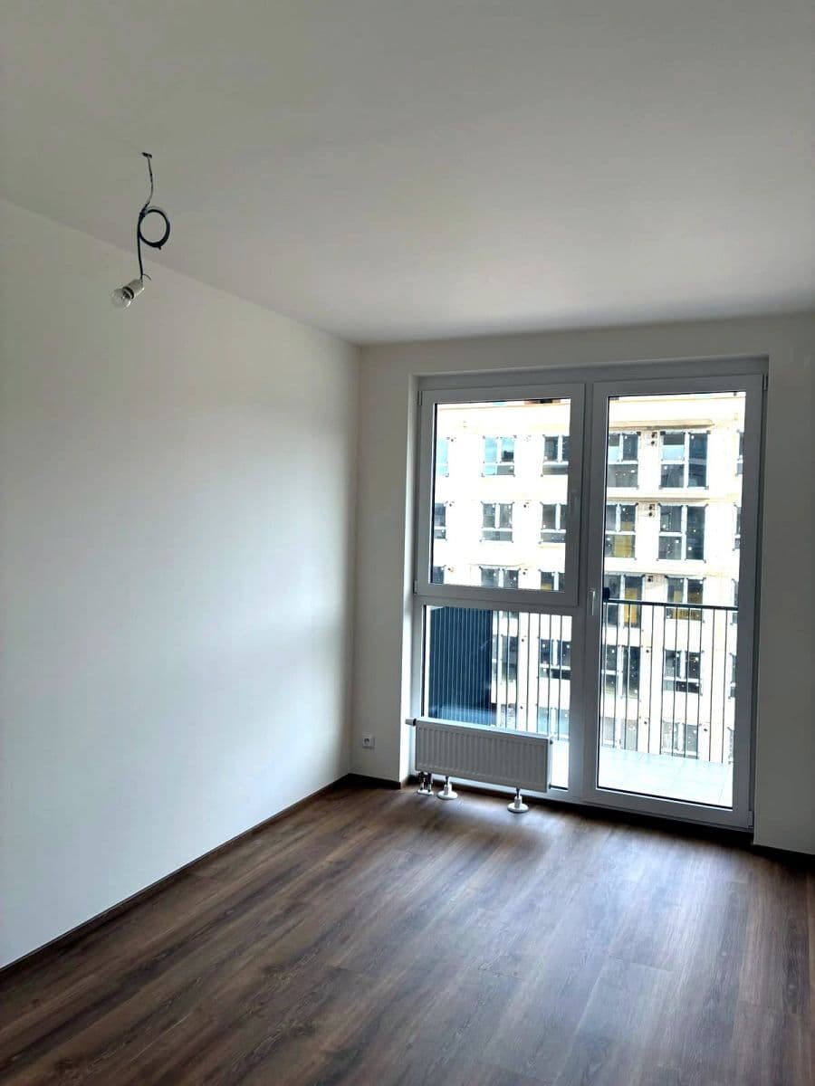 Prenájom bytu 2-izbový 38 m², Nádražní, Kralupy nad Vltavou, Středočeský kraj Prenájom bytu 2-izbový 38 m², Nádražní, Kralupy nad Vltavou, Středočeský kraj