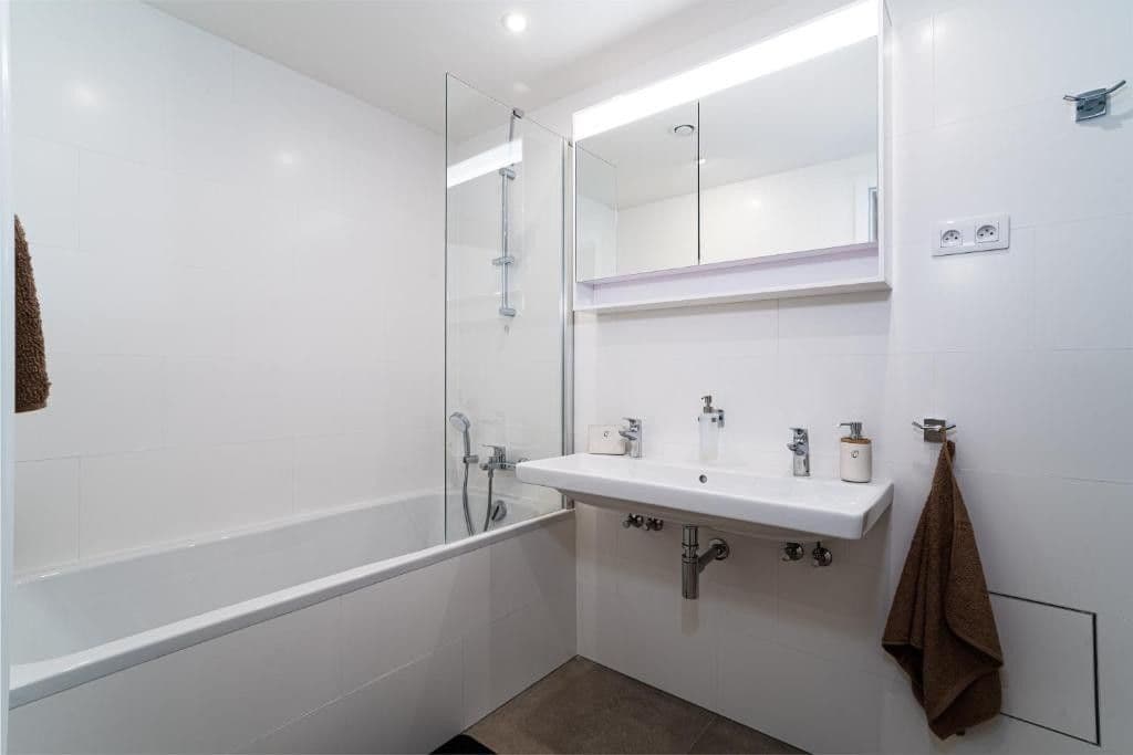 Prenájom bytu 3-izbový 129 m², Albrightové, Praha, Praha Prenájom bytu 3-izbový 129 m², Albrightové, Praha, Praha