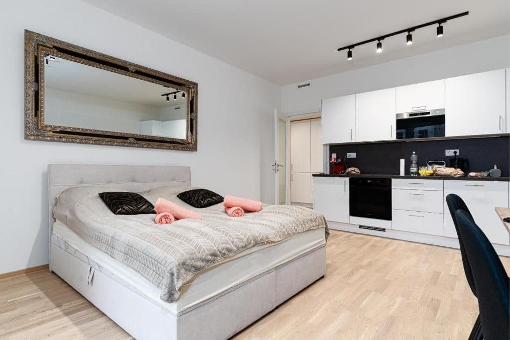 Prenájom bytu 3-izbový 129 m², Albrightové, Praha, Praha Prenájom bytu 3-izbový 129 m², Albrightové, Praha, Praha
