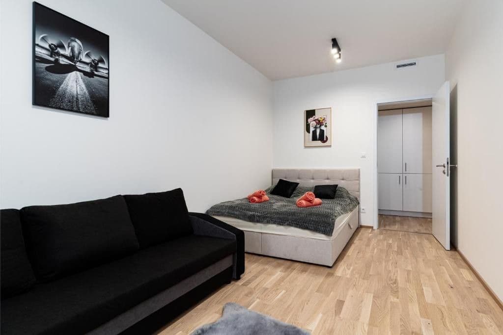Prenájom bytu 3-izbový 129 m², Albrightové, Praha, Praha Prenájom bytu 3-izbový 129 m², Albrightové, Praha, Praha