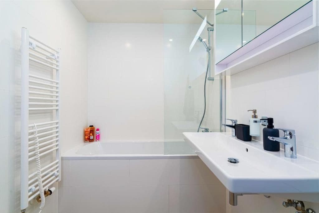 Prenájom bytu 3-izbový 151 m², Albrightové, Praha, Praha Prenájom bytu 3-izbový 151 m², Albrightové, Praha, Praha