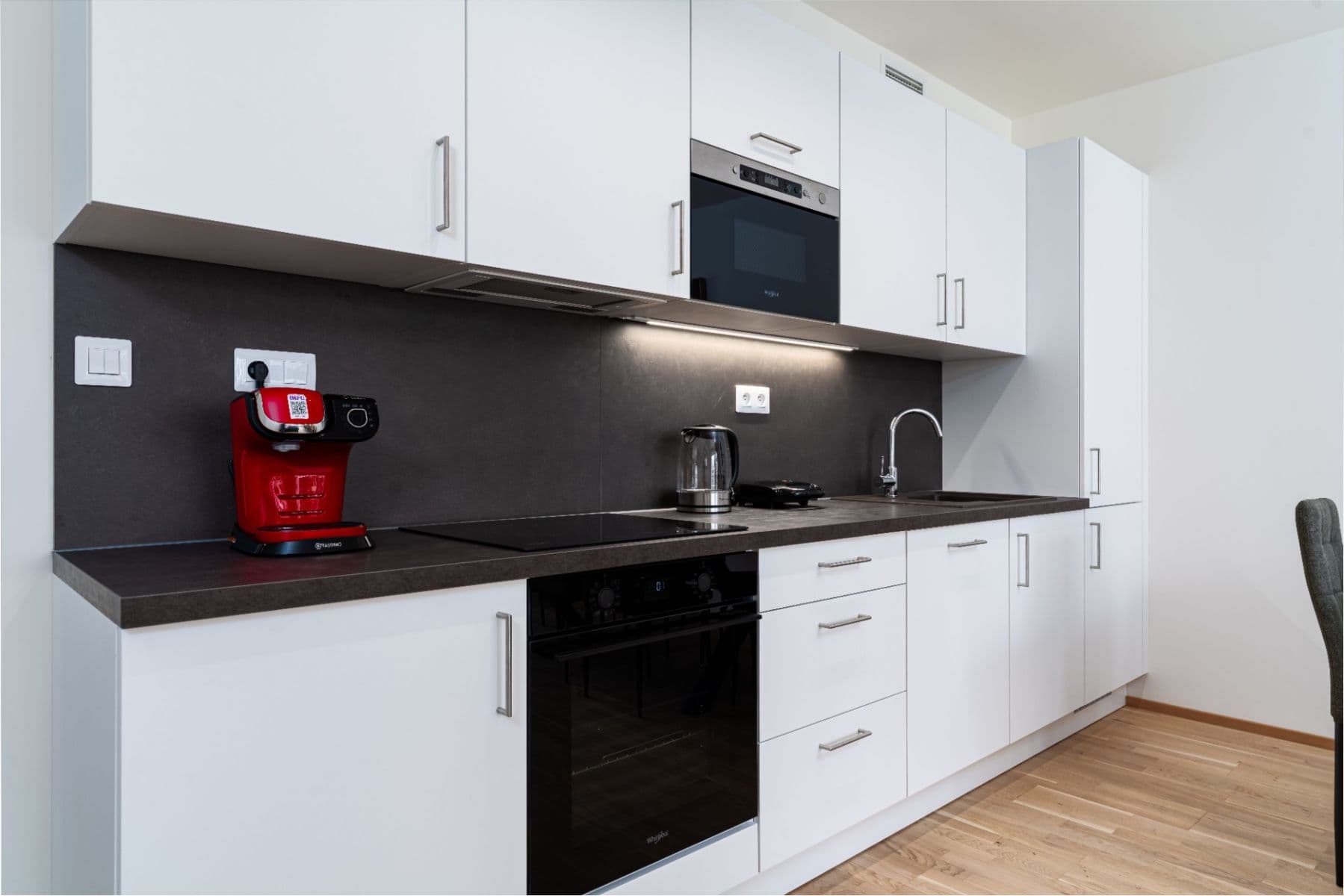 Prenájom bytu 3-izbový 151 m², Albrightové, Praha, Praha Prenájom bytu 3-izbový 151 m², Albrightové, Praha, Praha