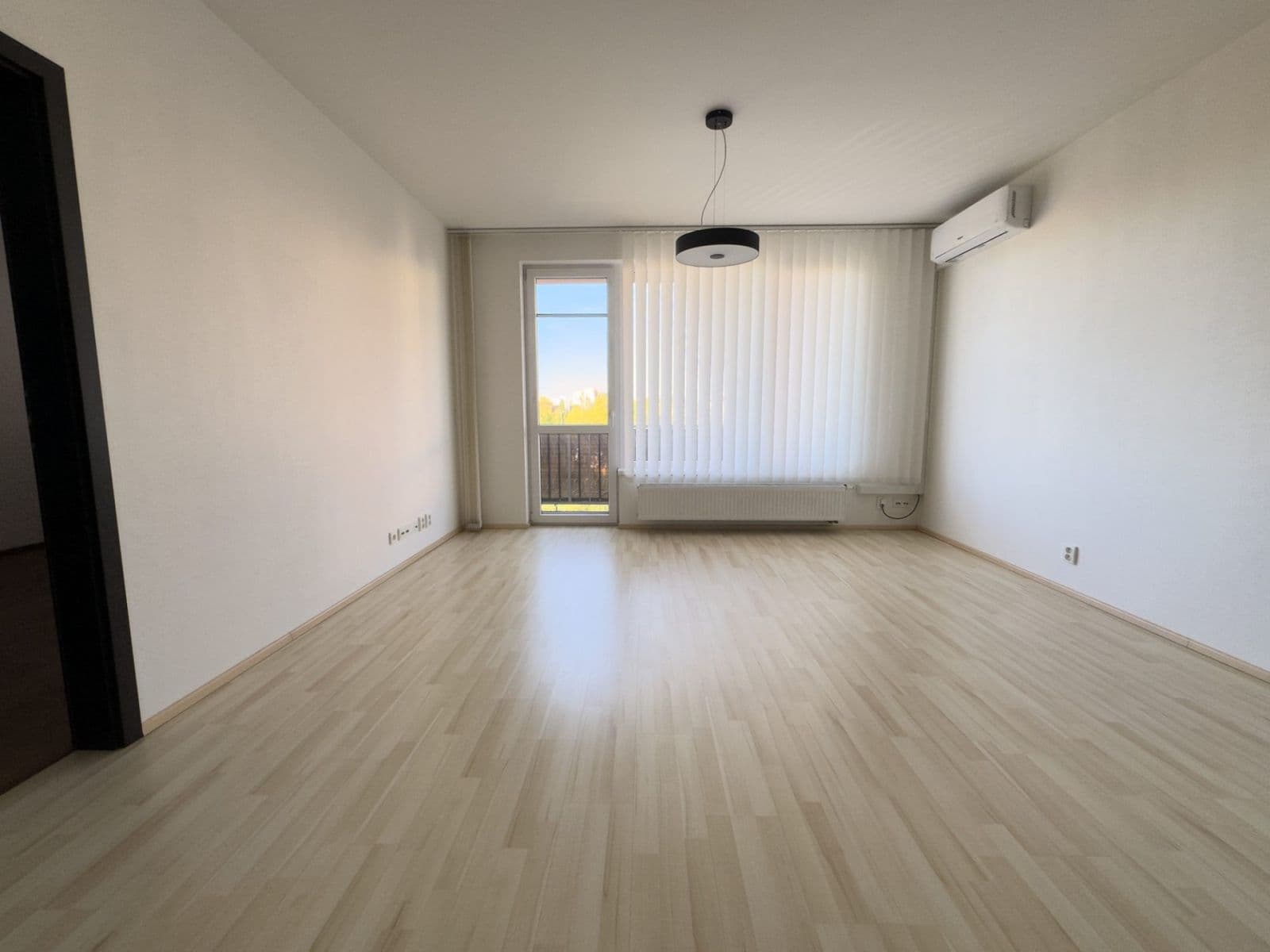 Predaj bytu 2-izbový 65 m², Rudolfa Holeky, Praha, Praha Predaj bytu 2-izbový 65 m², Rudolfa Holeky, Praha, Praha