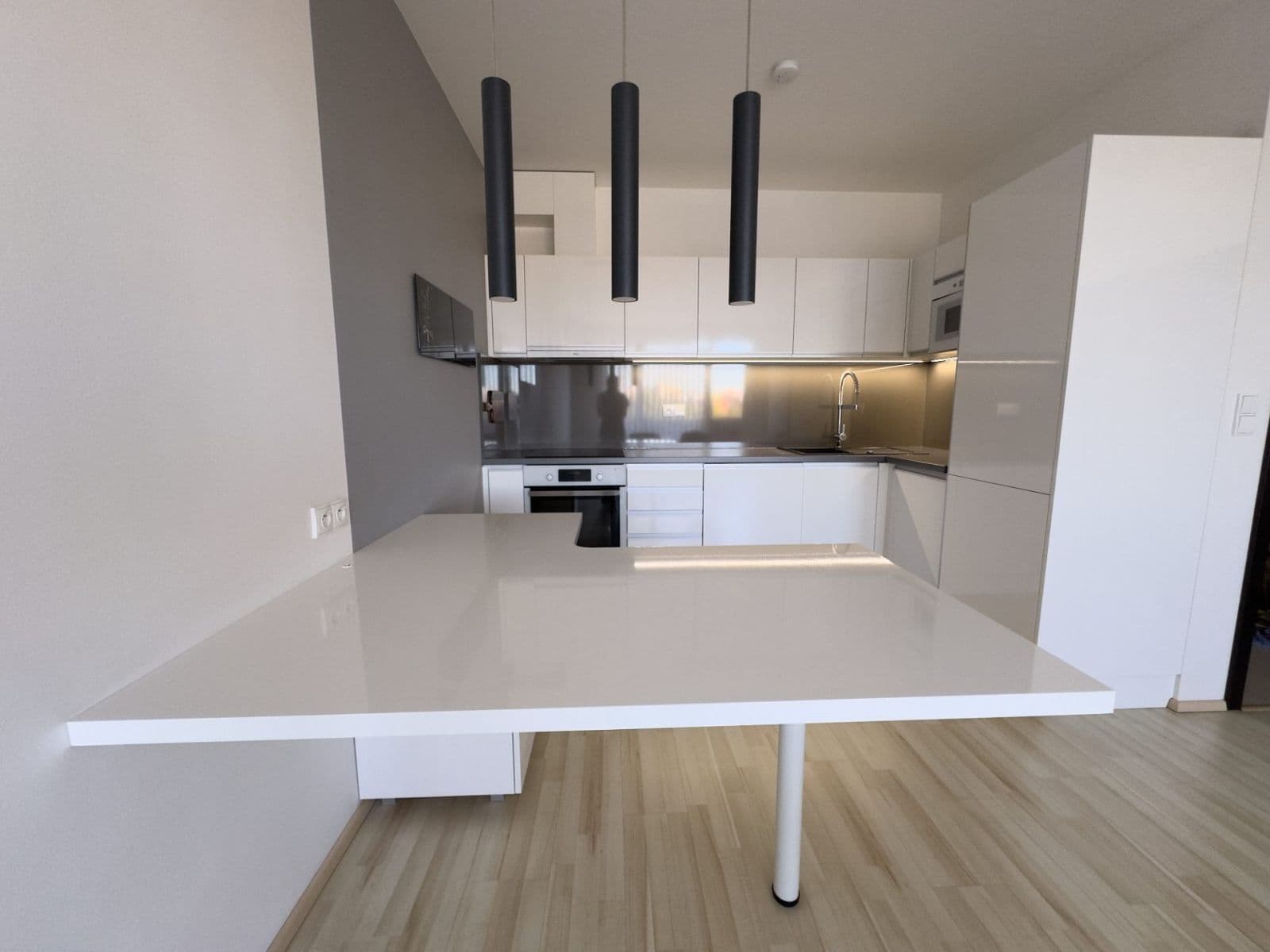 Predaj bytu 2-izbový 65 m², Rudolfa Holeky, Praha, Praha Predaj bytu 2-izbový 65 m², Rudolfa Holeky, Praha, Praha