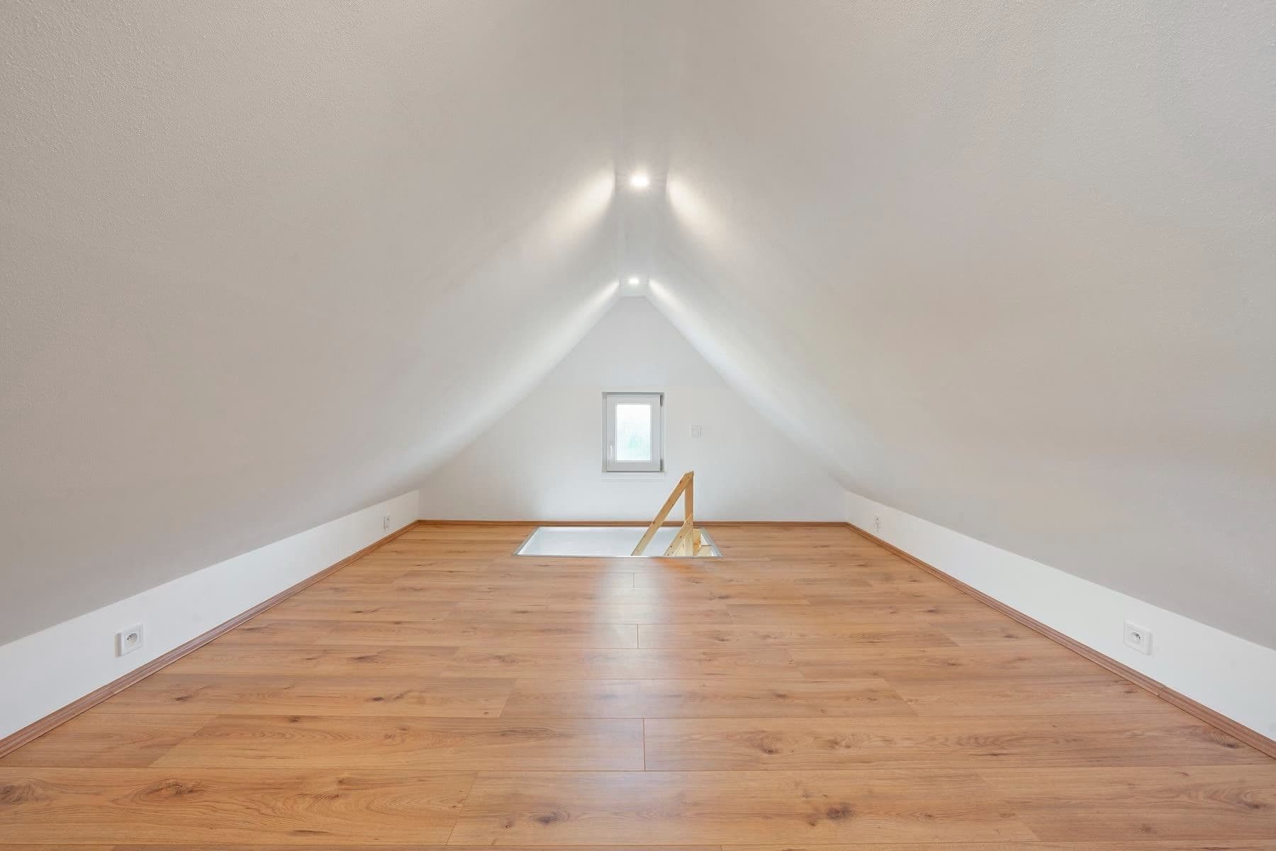 Predaj bytu 1-izbový 95 m², Čebín, Jihomoravský kraj Predaj bytu 1-izbový 95 m², Čebín, Jihomoravský kraj