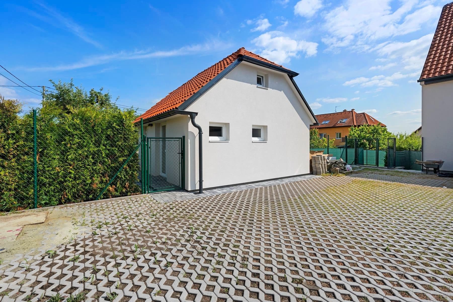 Predaj bytu 1-izbový 95 m², Čebín, Jihomoravský kraj Predaj bytu 1-izbový 95 m², Čebín, Jihomoravský kraj