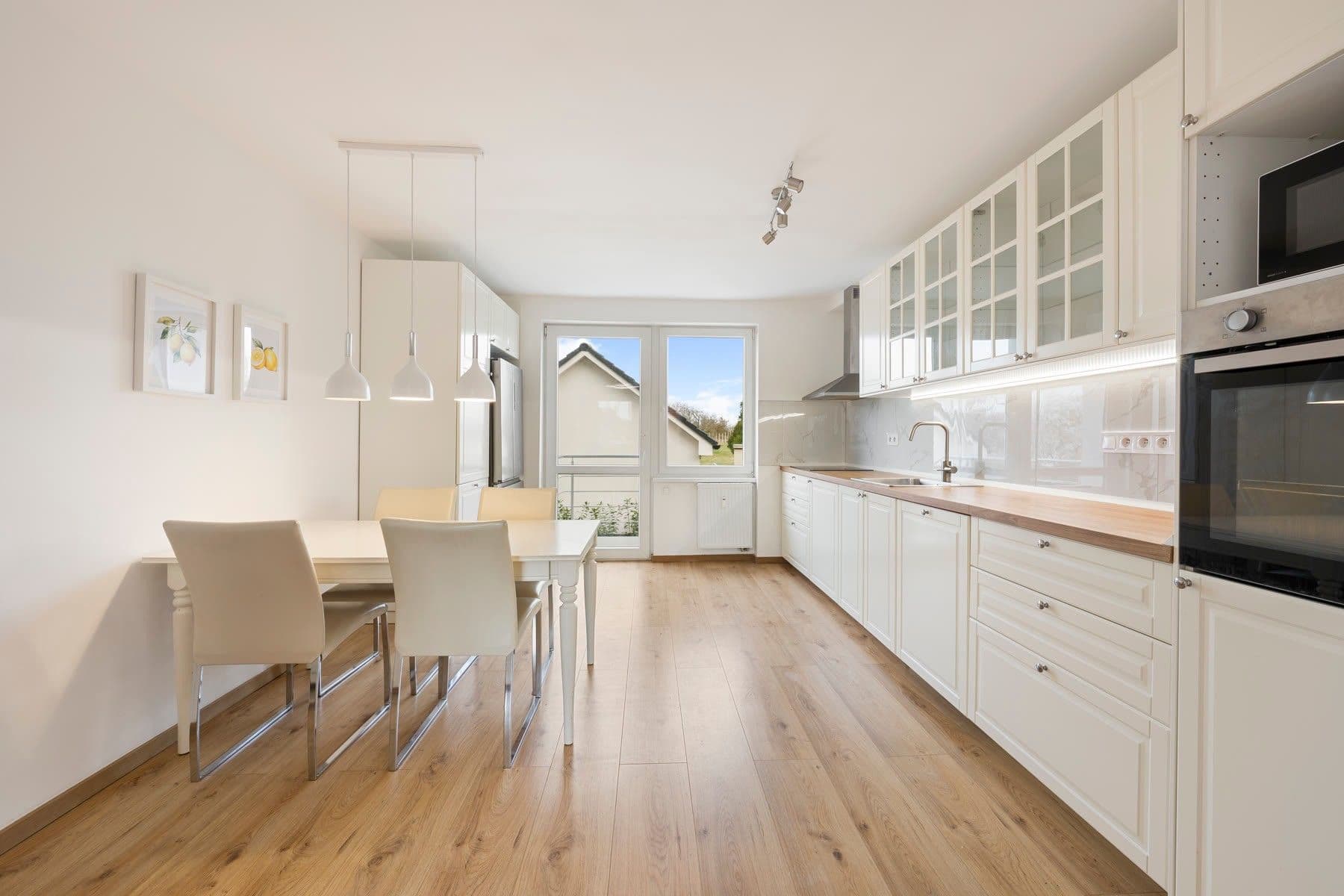 Predaj bytu 3-izbový 142 m², Draha, Telnice, Jihomoravský kraj Predaj bytu 3-izbový 142 m², Draha, Telnice, Jihomoravský kraj