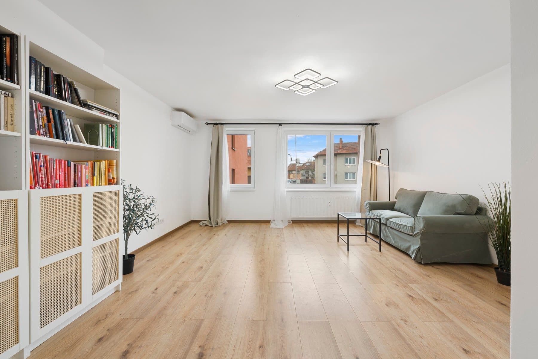 Predaj bytu 3-izbový 142 m², Draha, Telnice, Jihomoravský kraj Predaj bytu 3-izbový 142 m², Draha, Telnice, Jihomoravský kraj