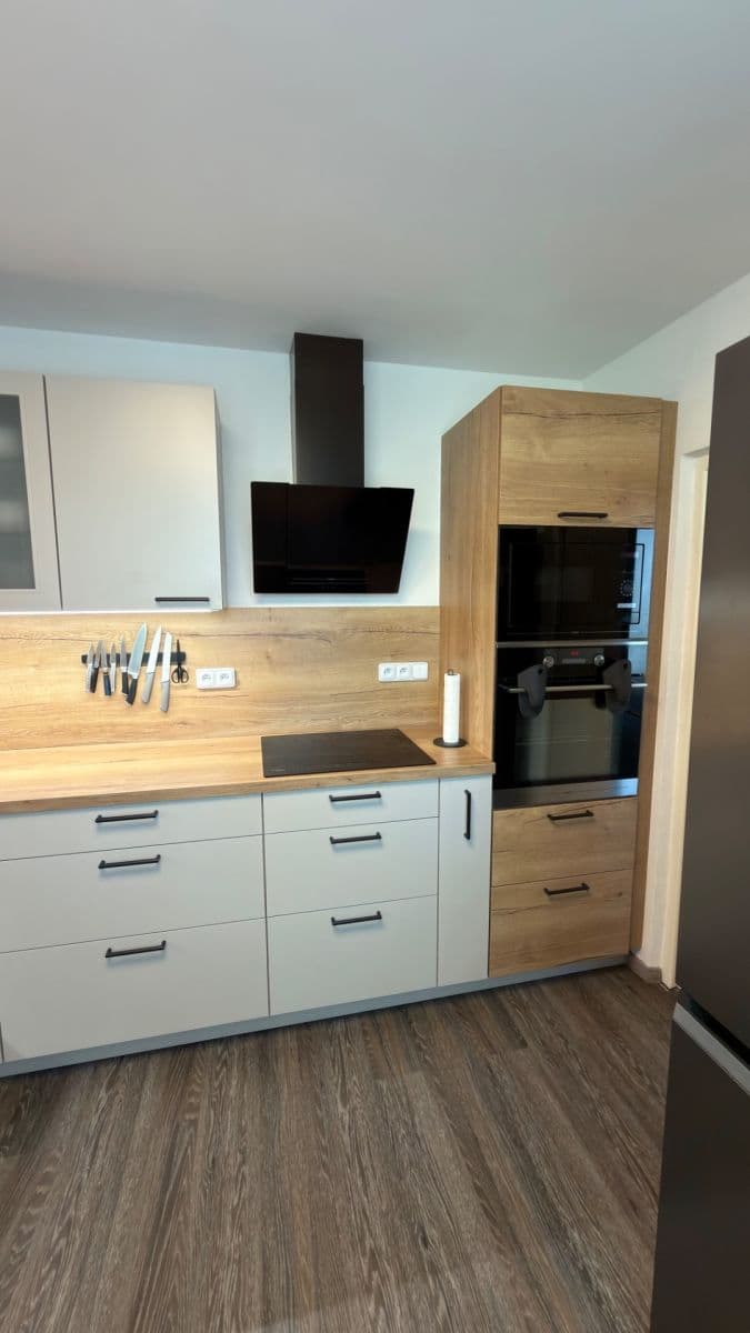 Predaj bytu 2-izbový 62 m², Čs. armády, Louny, Ústecký kraj Predaj bytu 2-izbový 62 m², Čs. armády, Louny, Ústecký kraj