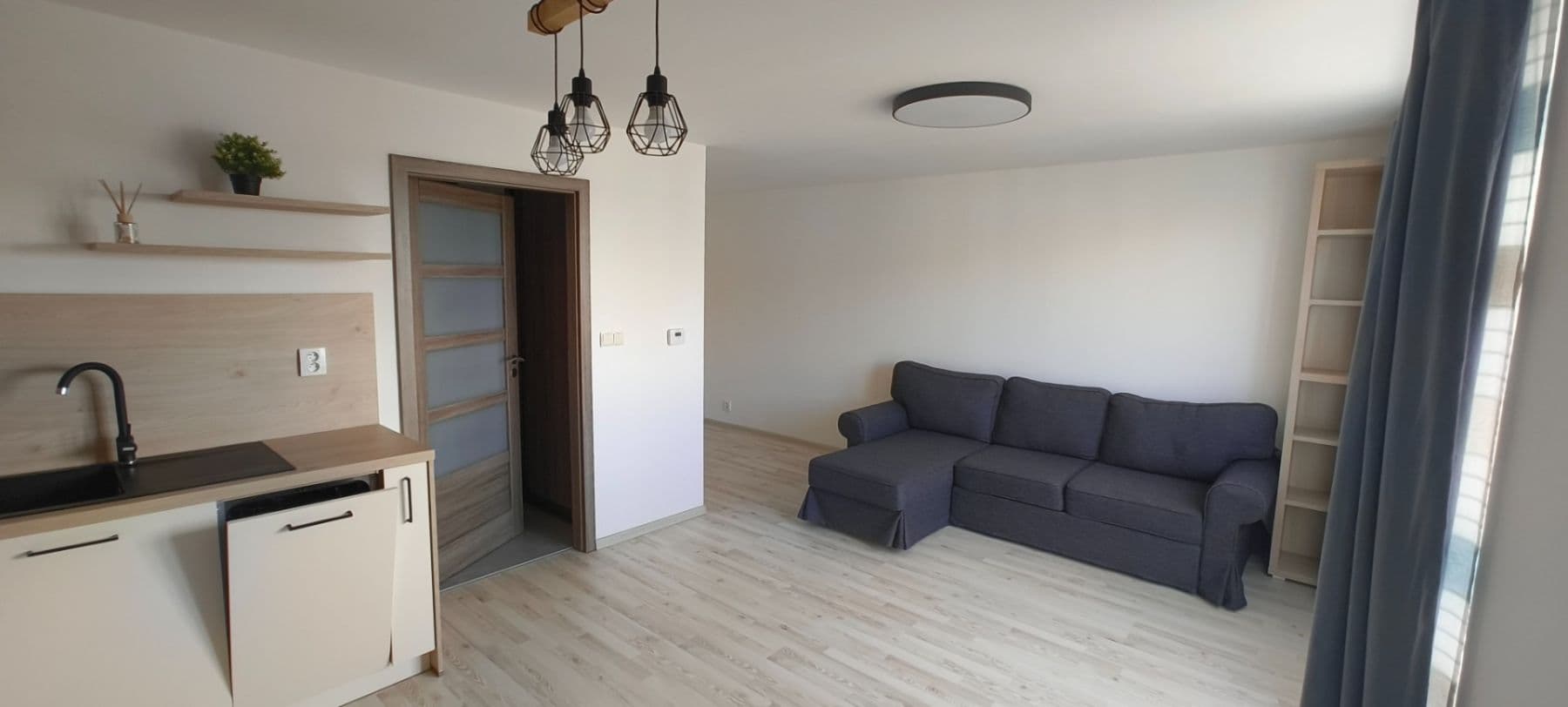 Prenájom bytu 1-izbový 34 m², Uherova, Chýně, Středočeský kraj Prenájom bytu 1-izbový 34 m², Uherova, Chýně, Středočeský kraj