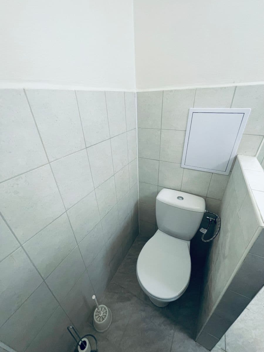 Prenájom bytu 1-izbový 21 m², Jiráskova, Chomutov, Ústecký kraj Prenájom bytu 1-izbový 21 m², Jiráskova, Chomutov, Ústecký kraj