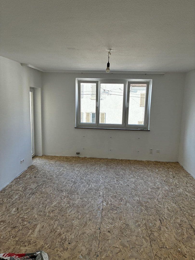 Prenájom bytu 3-izbový 61 m², Ludwigstr. 33, Stuttgart, Bádensko-Wurttembersko Prenájom bytu 3-izbový 61 m², Ludwigstr. 33, Stuttgart, Bádensko-Wurttembersko