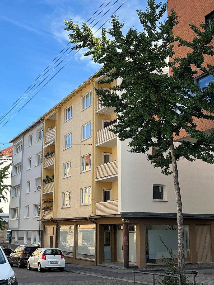 Prenájom bytu 3-izbový 61 m², Ludwigstr. 33, Stuttgart, Bádensko-Wurttembersko Prenájom bytu 3-izbový 61 m², Ludwigstr. 33, Stuttgart, Bádensko-Wurttembersko