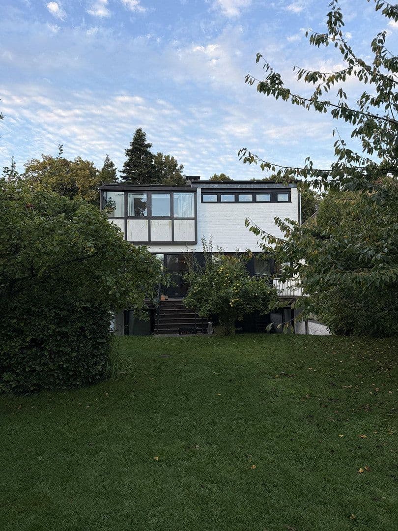 Predaj domu 246 m², pozemok 1.802 m², Bargteheide, Šlezvicko-Holštajnsko Predaj domu 246 m², pozemok 1.802 m², Bargteheide, Šlezvicko-Holštajnsko