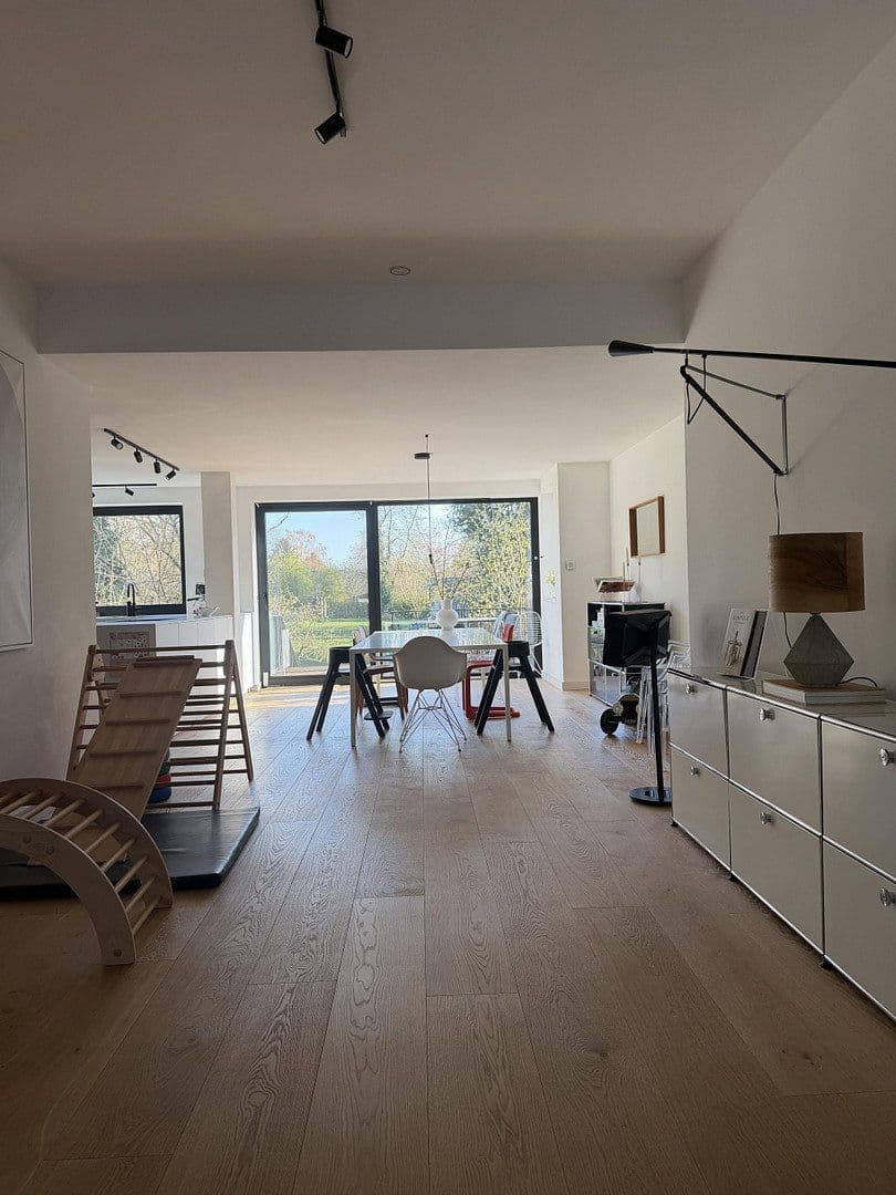 Predaj domu 246 m², pozemok 1.802 m², Bargteheide, Šlezvicko-Holštajnsko Predaj domu 246 m², pozemok 1.802 m², Bargteheide, Šlezvicko-Holštajnsko