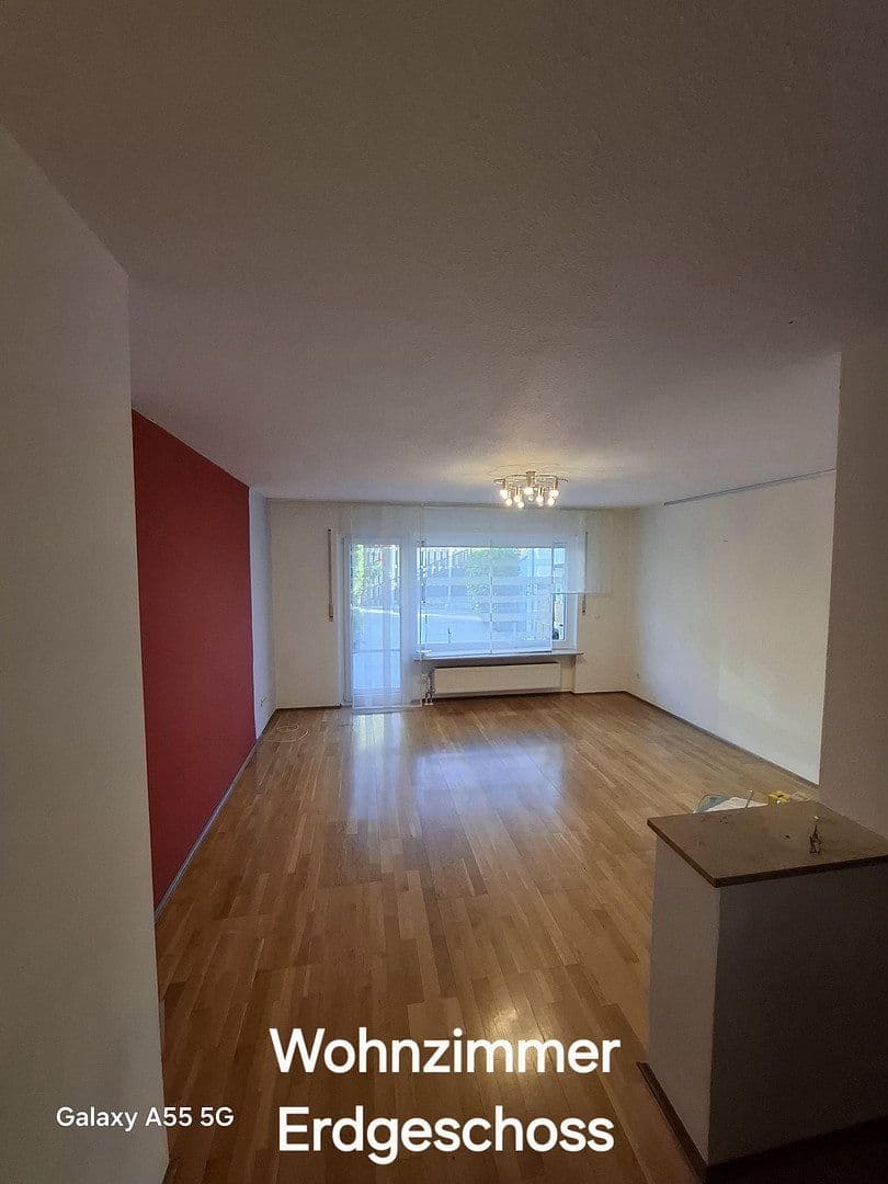 Predaj domu 110 m², pozemok 155 m², Lerchenweg 11, Schwabach, Bavorsko Predaj domu 110 m², pozemok 155 m², Lerchenweg 11, Schwabach, Bavorsko