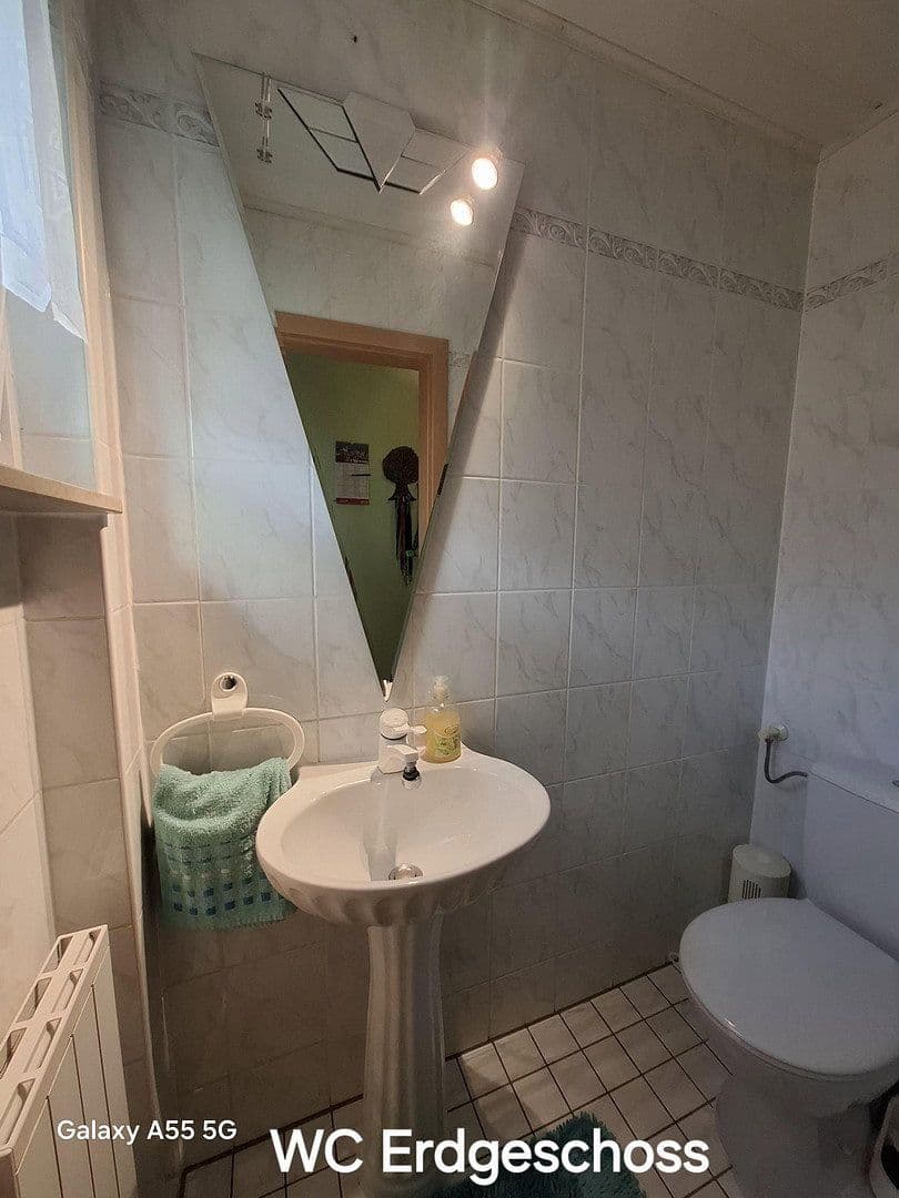 Predaj domu 110 m², pozemok 155 m², Lerchenweg 11, Schwabach, Bavorsko Predaj domu 110 m², pozemok 155 m², Lerchenweg 11, Schwabach, Bavorsko