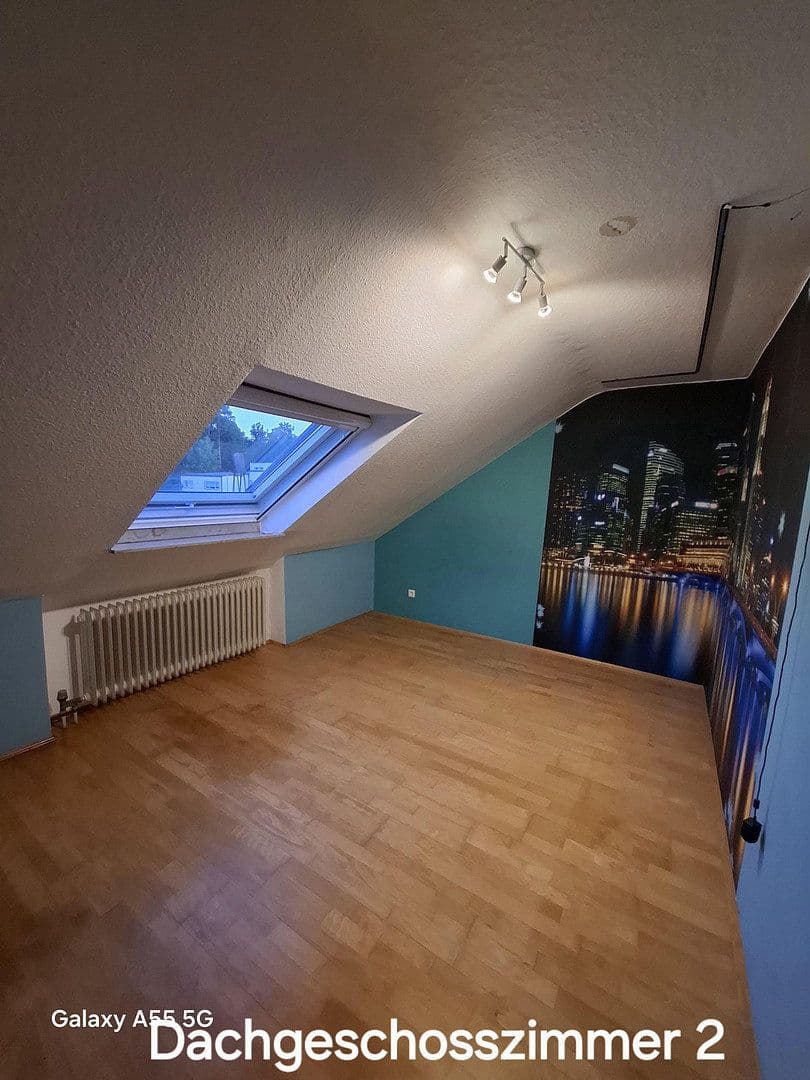 Predaj domu 110 m², pozemok 155 m², Lerchenweg 11, Schwabach, Bavorsko Predaj domu 110 m², pozemok 155 m², Lerchenweg 11, Schwabach, Bavorsko