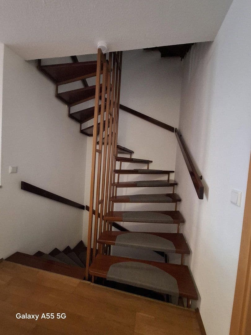 Predaj domu 110 m², pozemok 155 m², Lerchenweg 11, Schwabach, Bavorsko Predaj domu 110 m², pozemok 155 m², Lerchenweg 11, Schwabach, Bavorsko