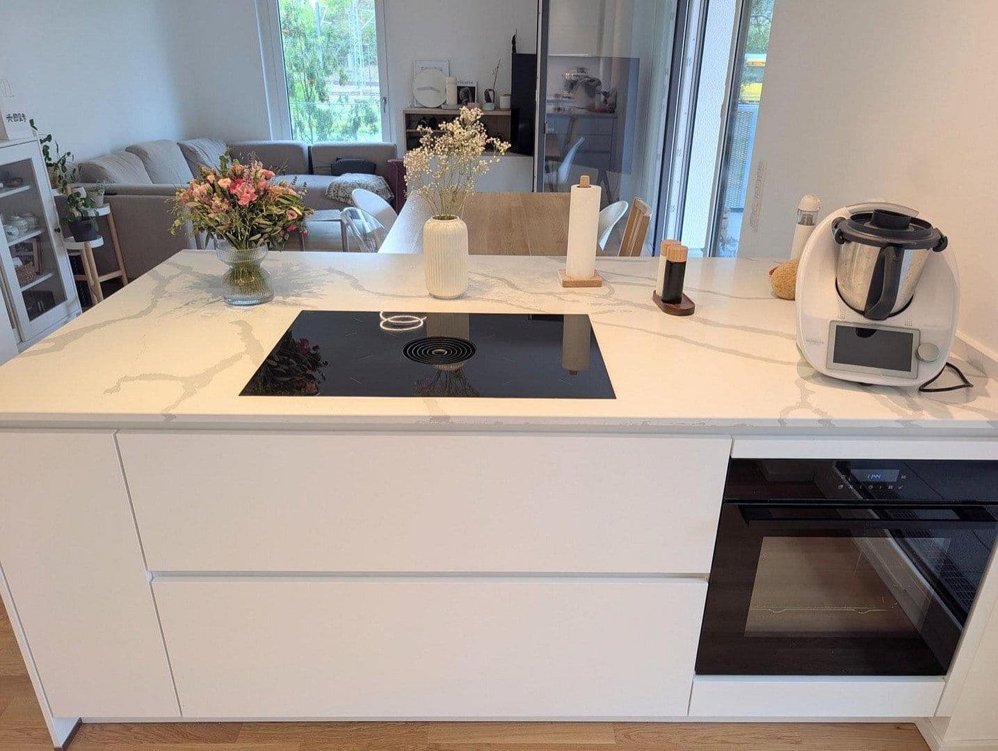 Prenájom bytu 4-izbový 96 m², Max-Lang-Straße 15/2, Leinfelden-Echterdingen, Bádensko-Wurttembersko Prenájom bytu 4-izbový 96 m², Max-Lang-Straße 15/2, Leinfelden-Echterdingen, Bádensko-Wurttembersko