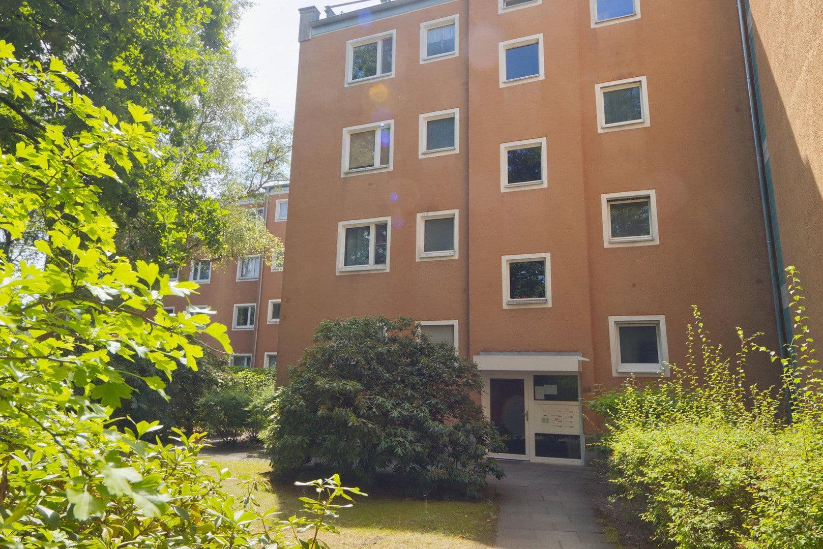 Predaj bytu 2-izbový 62 m², Berlin, Berlín Predaj bytu 2-izbový 62 m², Berlin, Berlín