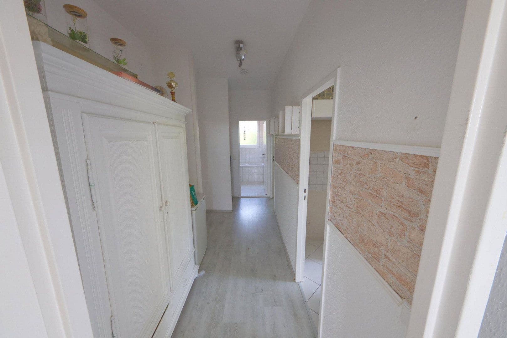 Predaj bytu 2-izbový 62 m², Berlin, Berlín Predaj bytu 2-izbový 62 m², Berlin, Berlín