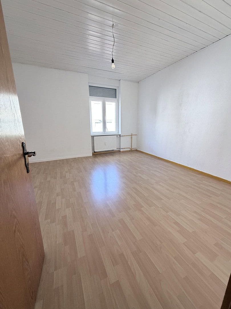 Prenájom bytu 112 m², Alfred-Delp-Straße 16, Hanau, Hesensko Prenájom bytu 112 m², Alfred-Delp-Straße 16, Hanau, Hesensko