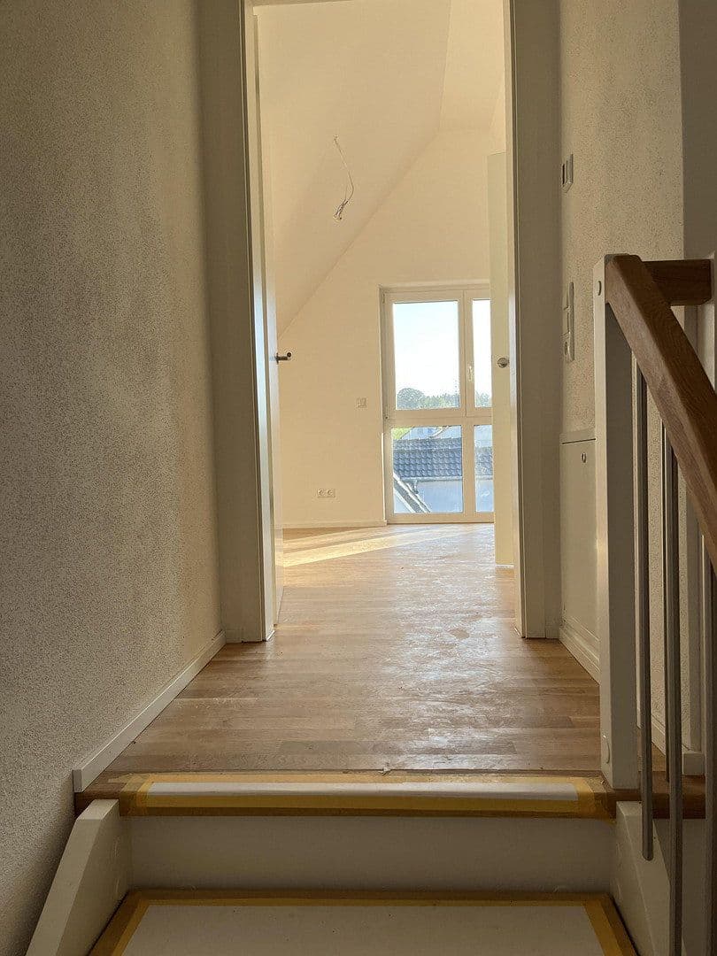 Predaj domu 137 m², pozemok 398 m², Heuweg 7c, Diedorf, Bavorsko Predaj domu 137 m², pozemok 398 m², Heuweg 7c, Diedorf, Bavorsko